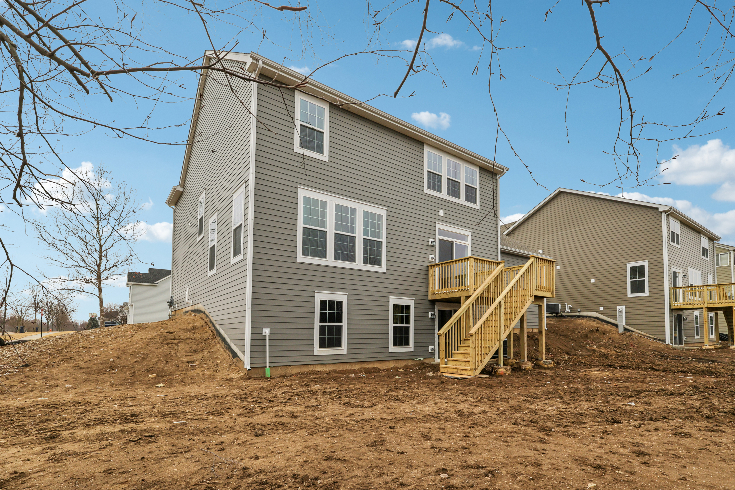 Photo 42 of 45 of 3100 Holden St, Elgin, IL