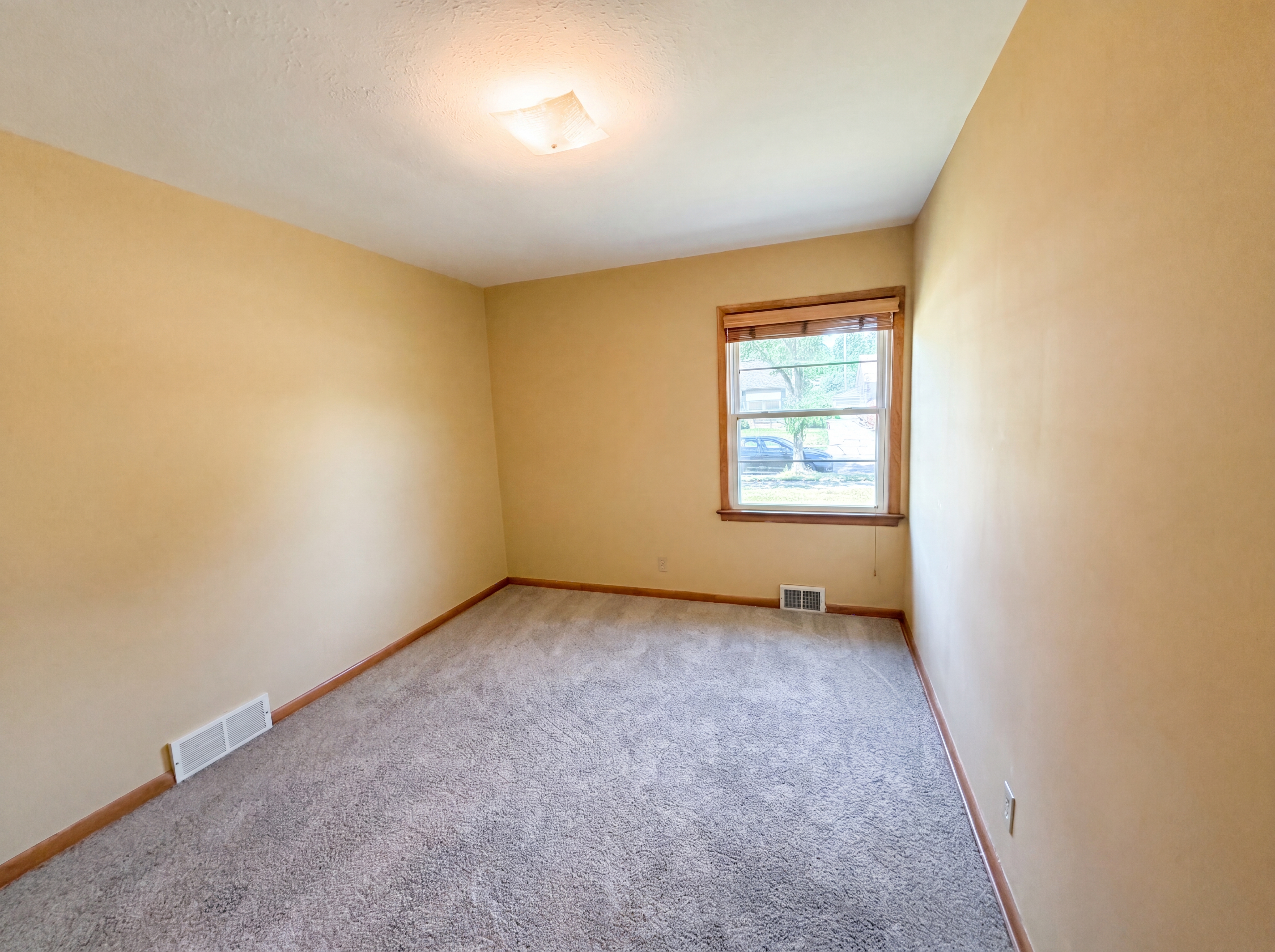 Photo 11 of 25 of 4406 Urban Dr, Cleveland, OH