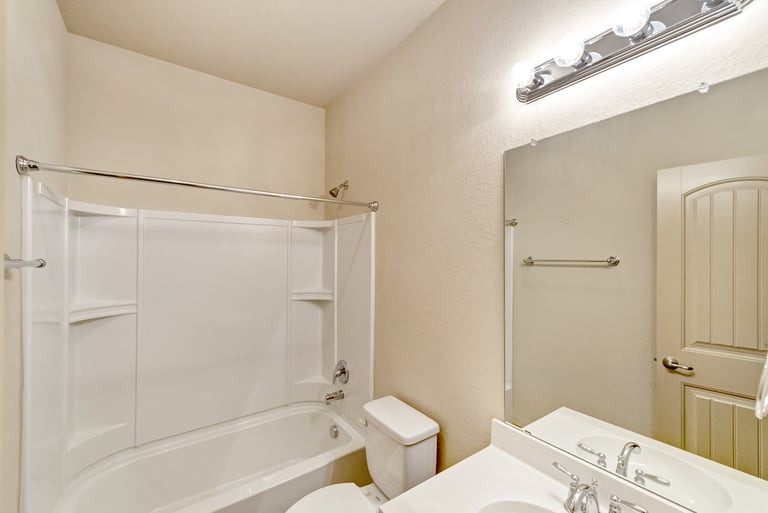 Photo 26 of 28 - 8212 Misty Water Dr, Fort Worth, TX 76131