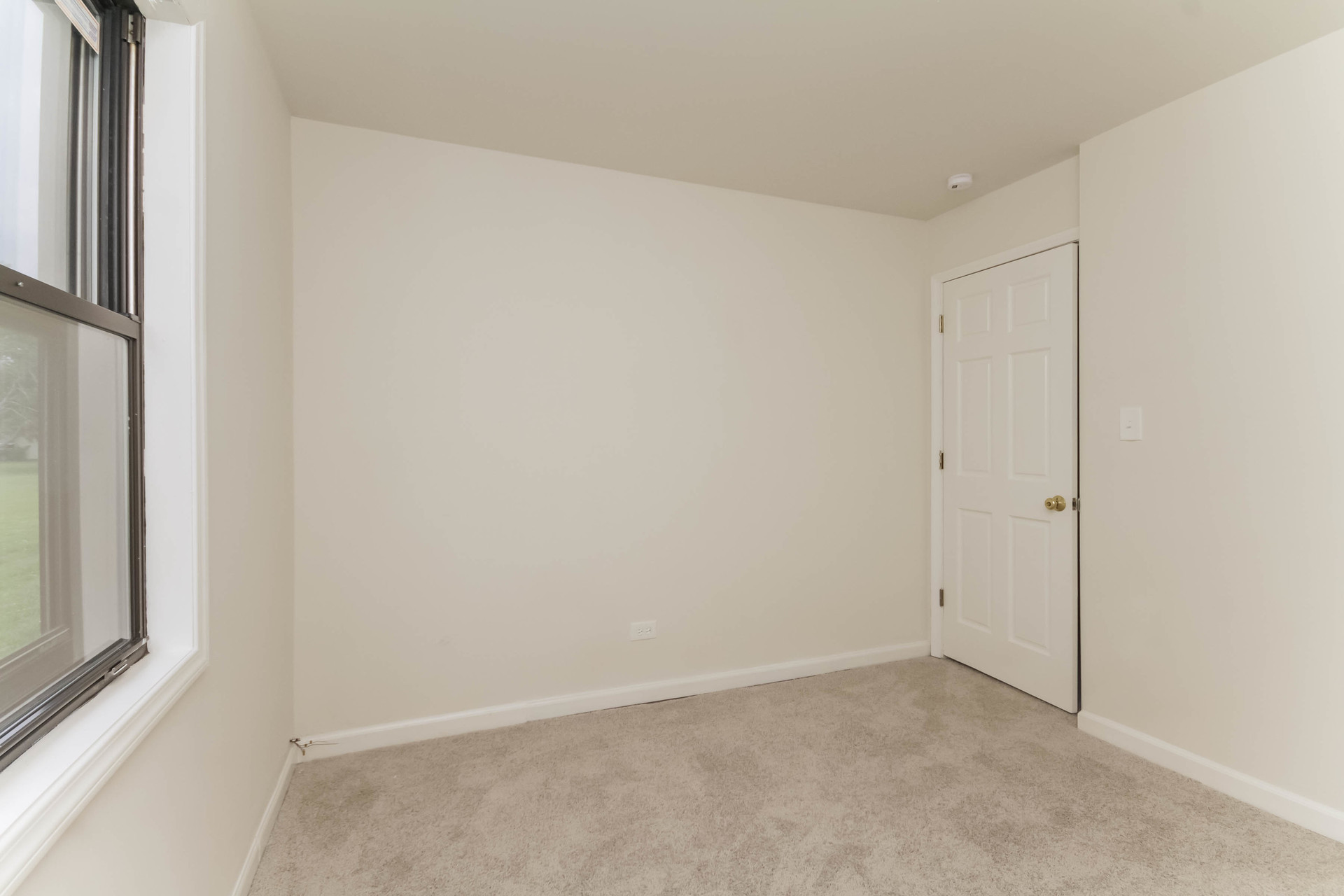 Photo 24 of 42 of 4133 193rd St, Country Club Hills, IL