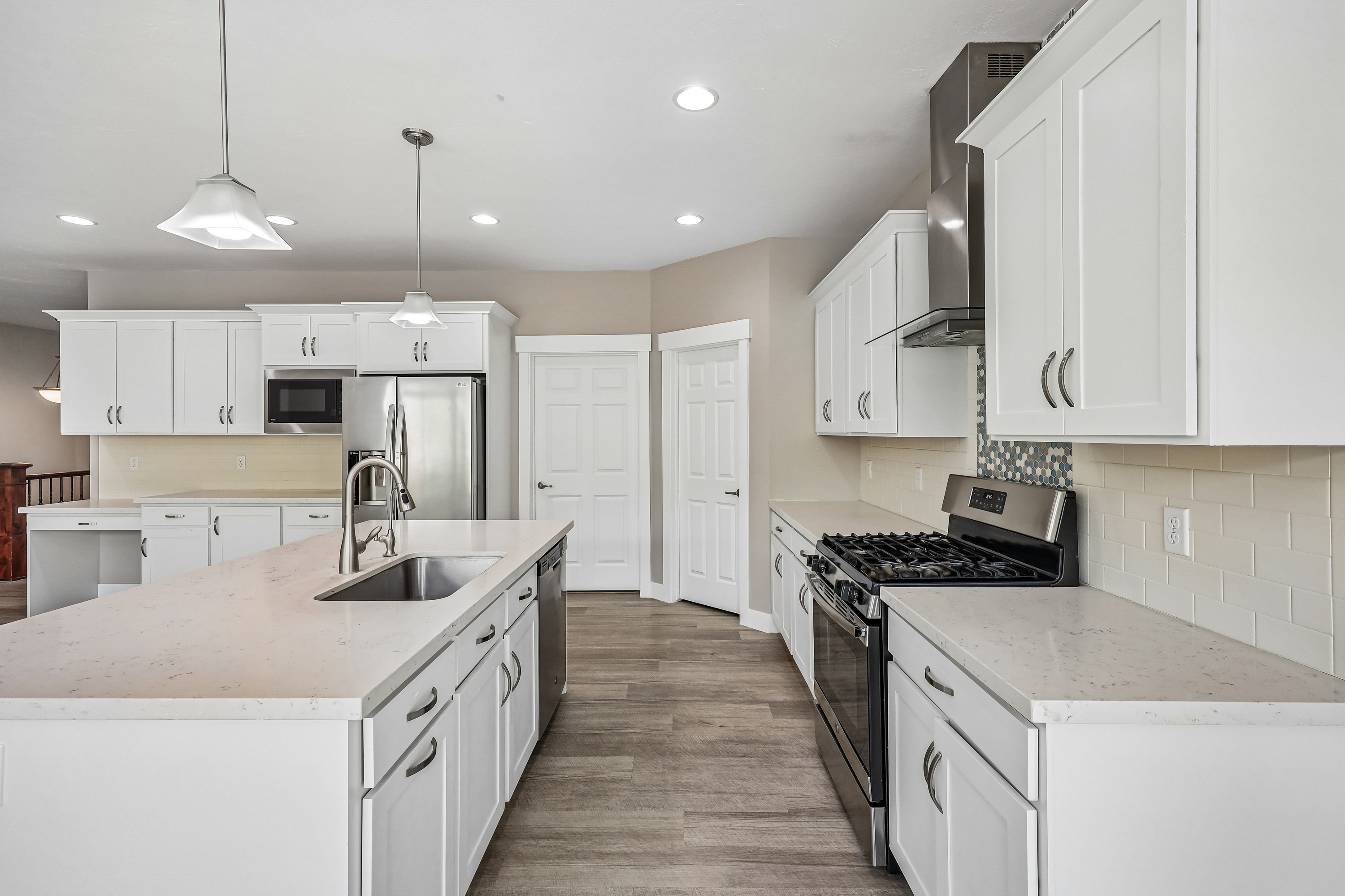 Photo 18 of 41 of 11512 S 4135 W, South Jordan, UT