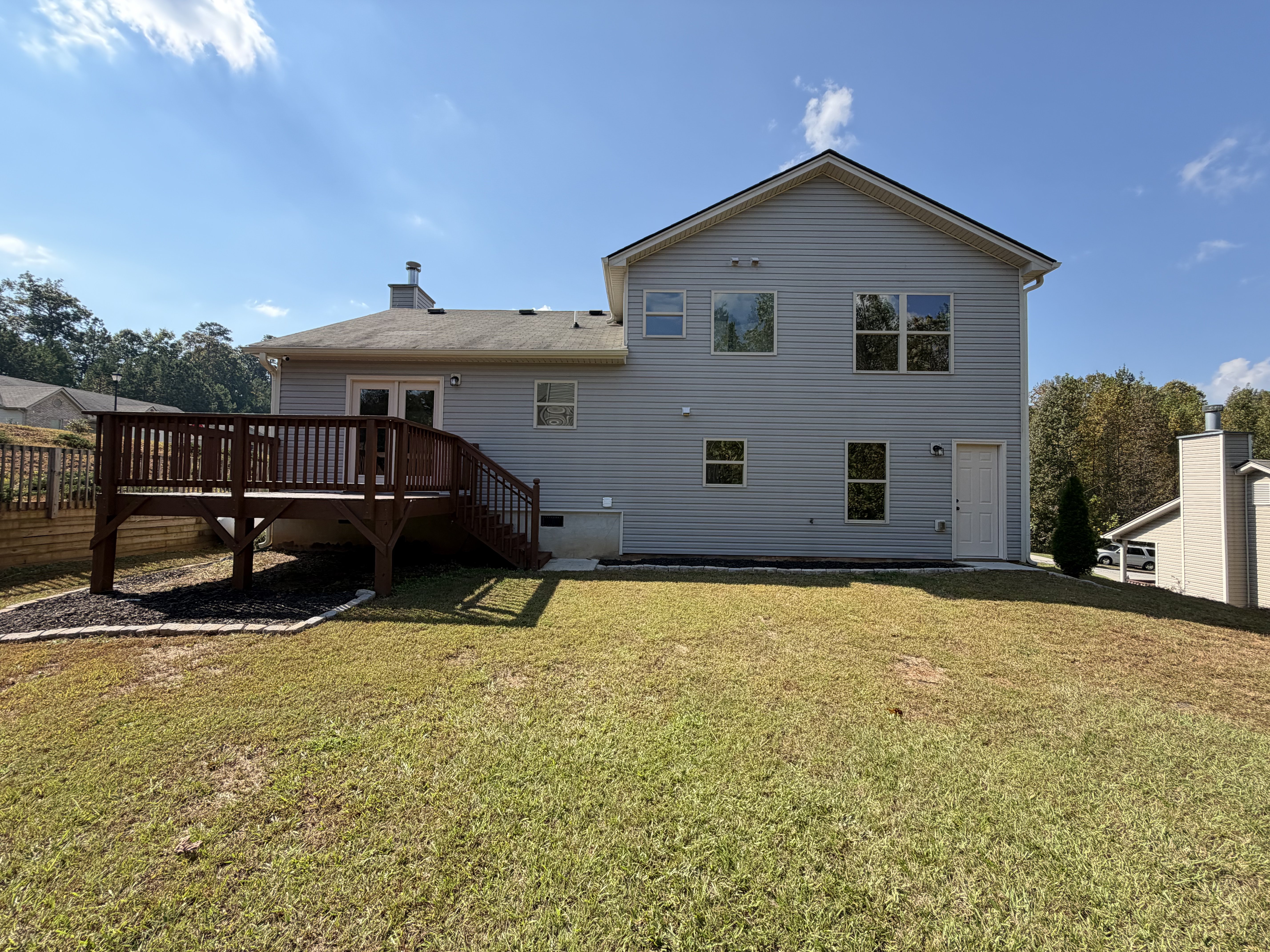 Photo 5 of 32 of 209 Brookside Dr, Lula, GA