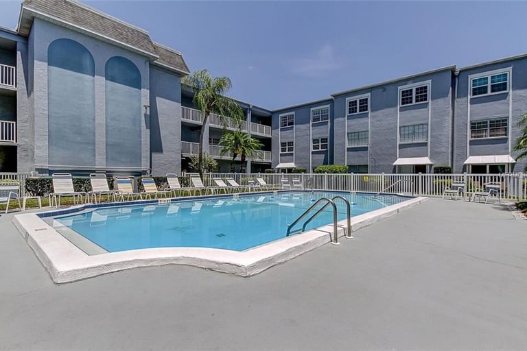 1706 Belleair Forest Dr, Belleair, FL 33756 Opendoor