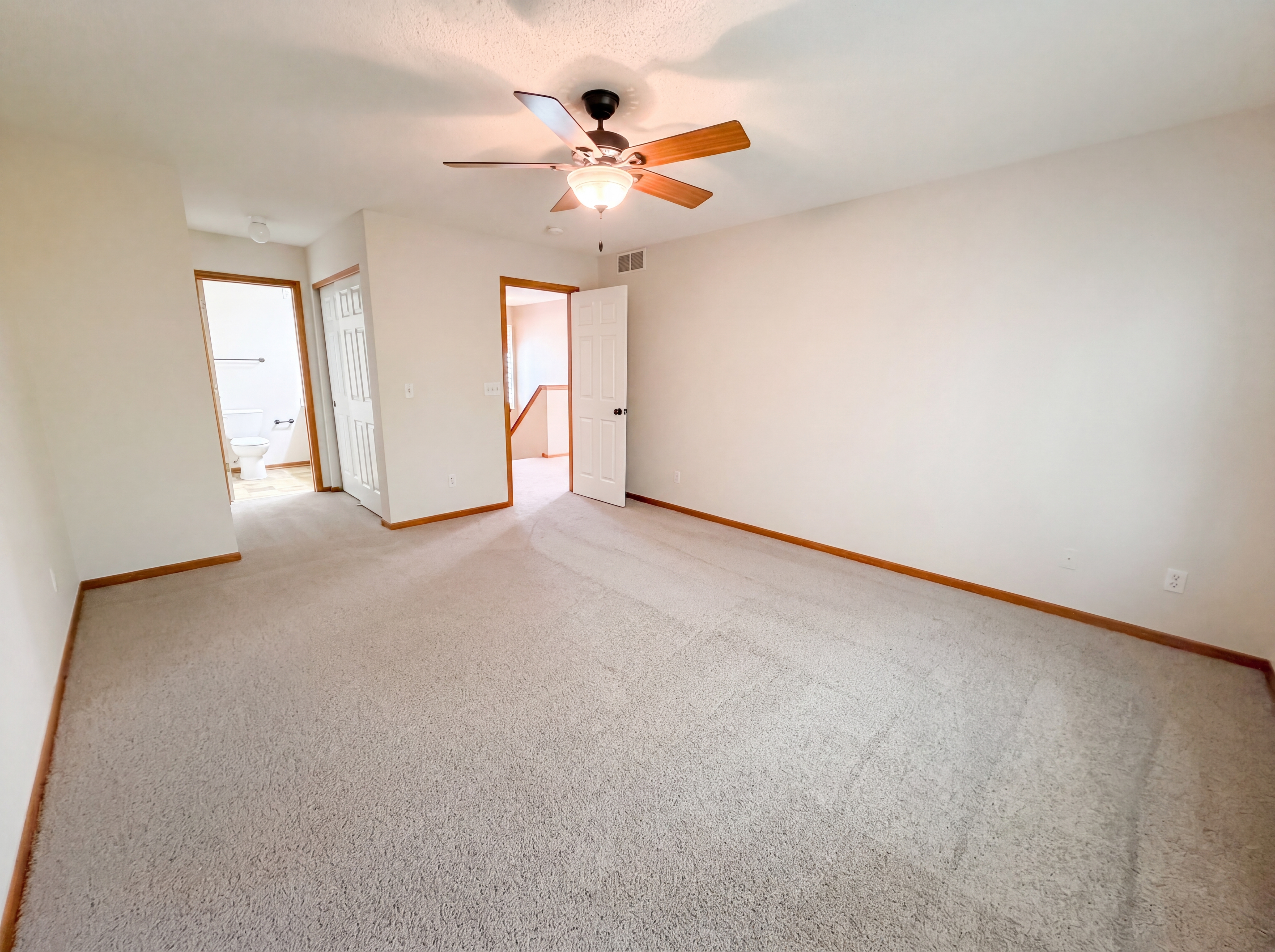 Photo 16 of 26 of 17005 78th Pl N, Maple Grove, MN
