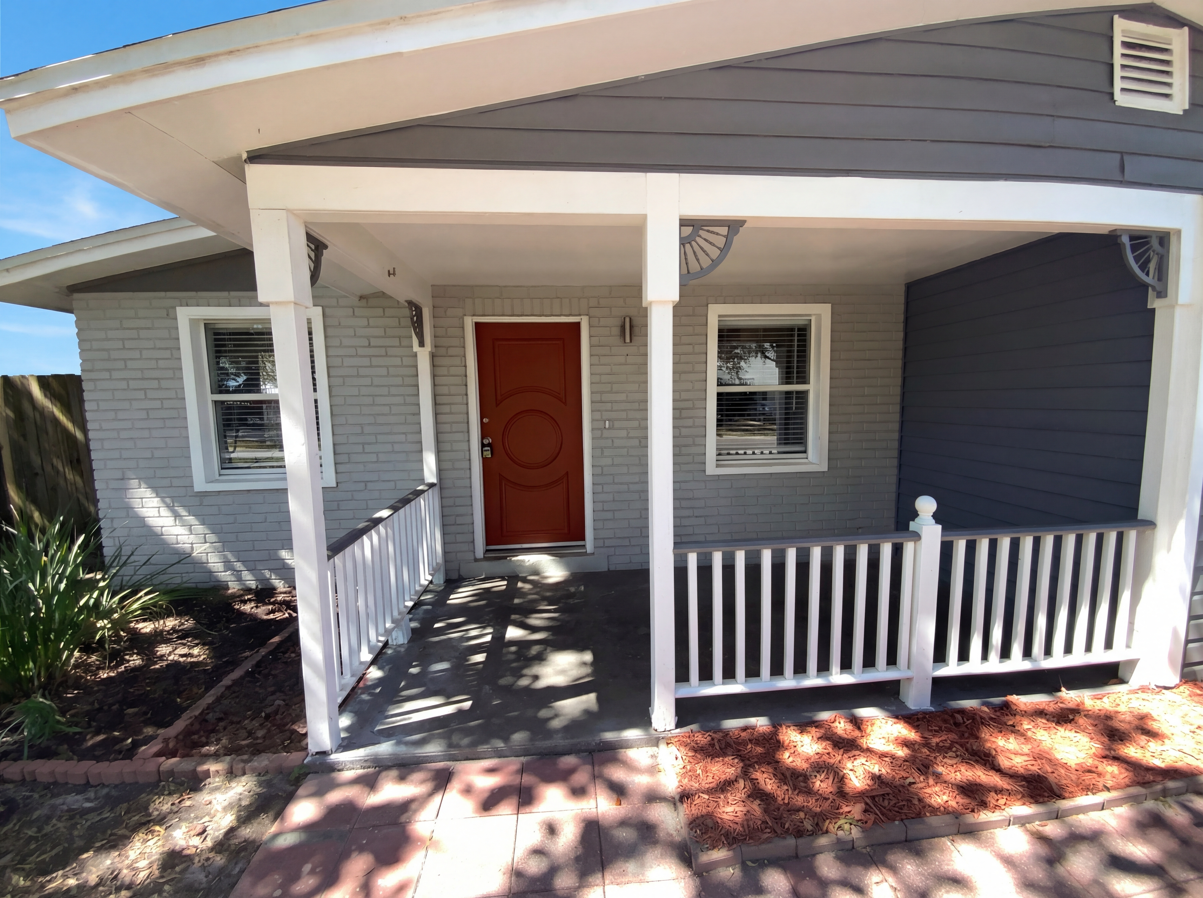 Photo 9 of 29 of 8632 94th St, Seminole, FL