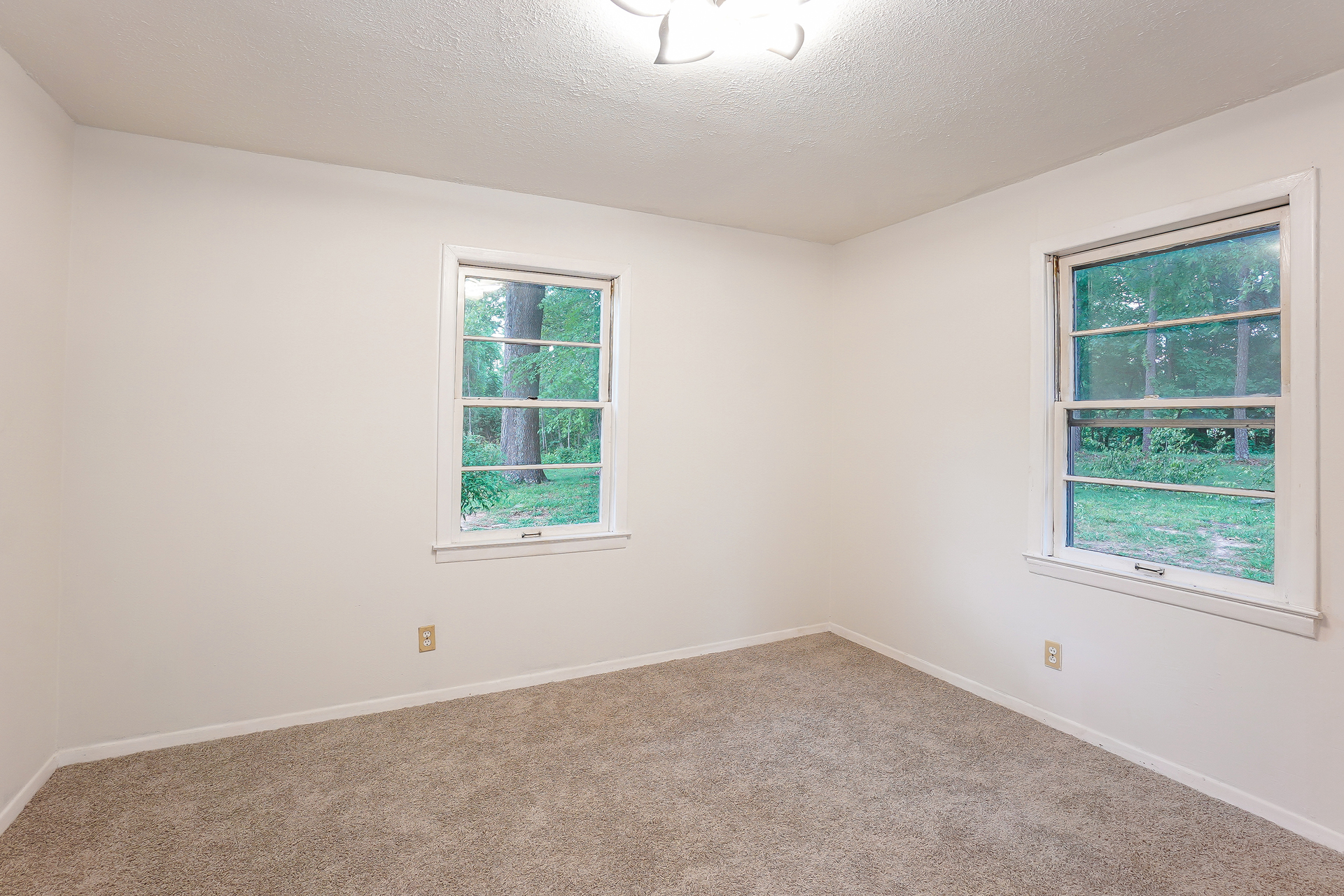 Photo 13 of 20 of 231 Foston Chapel Rd, Hopkinsville, KY
