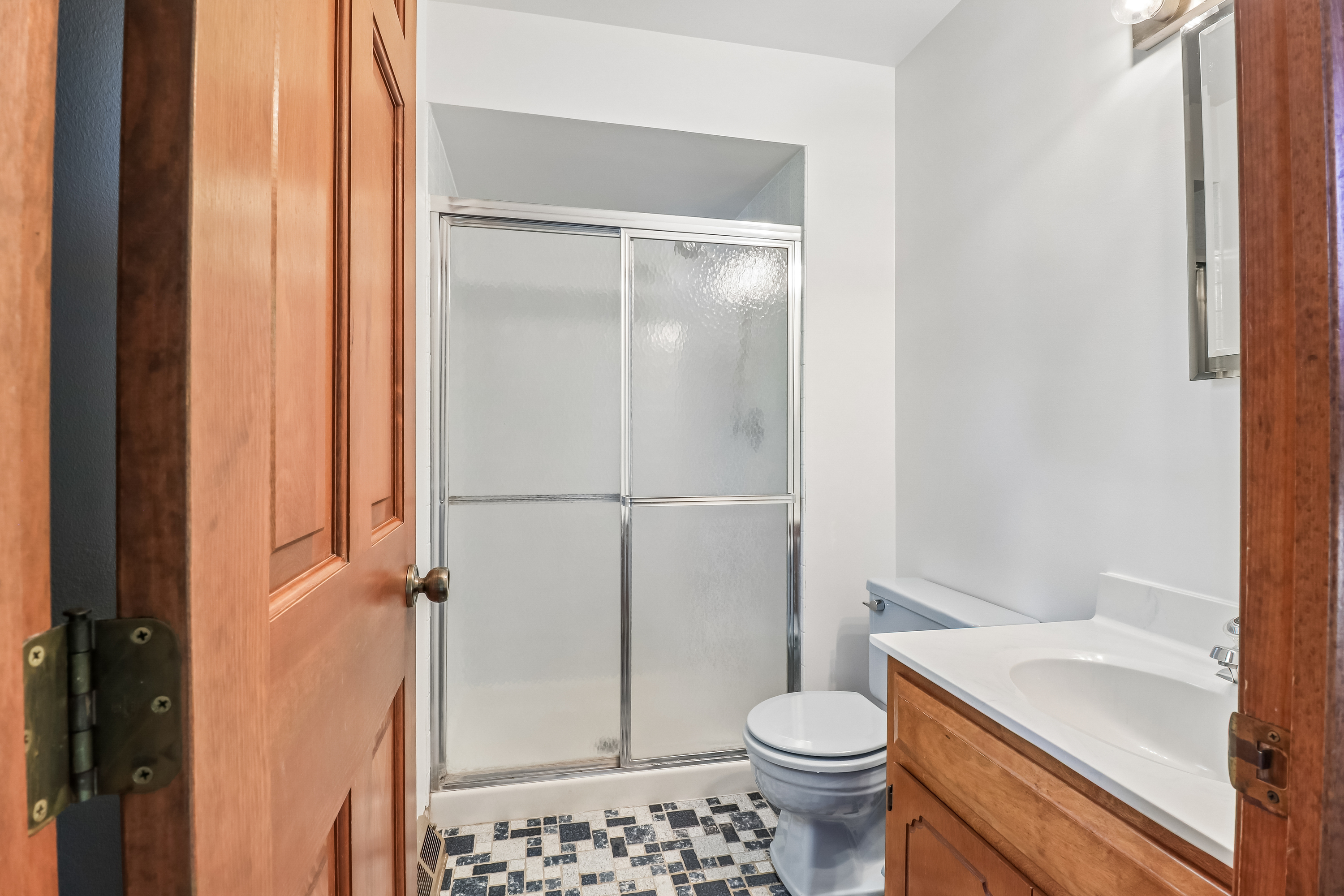 Photo 37 of 41 of 733 Buttonwood Cir, Naperville, IL