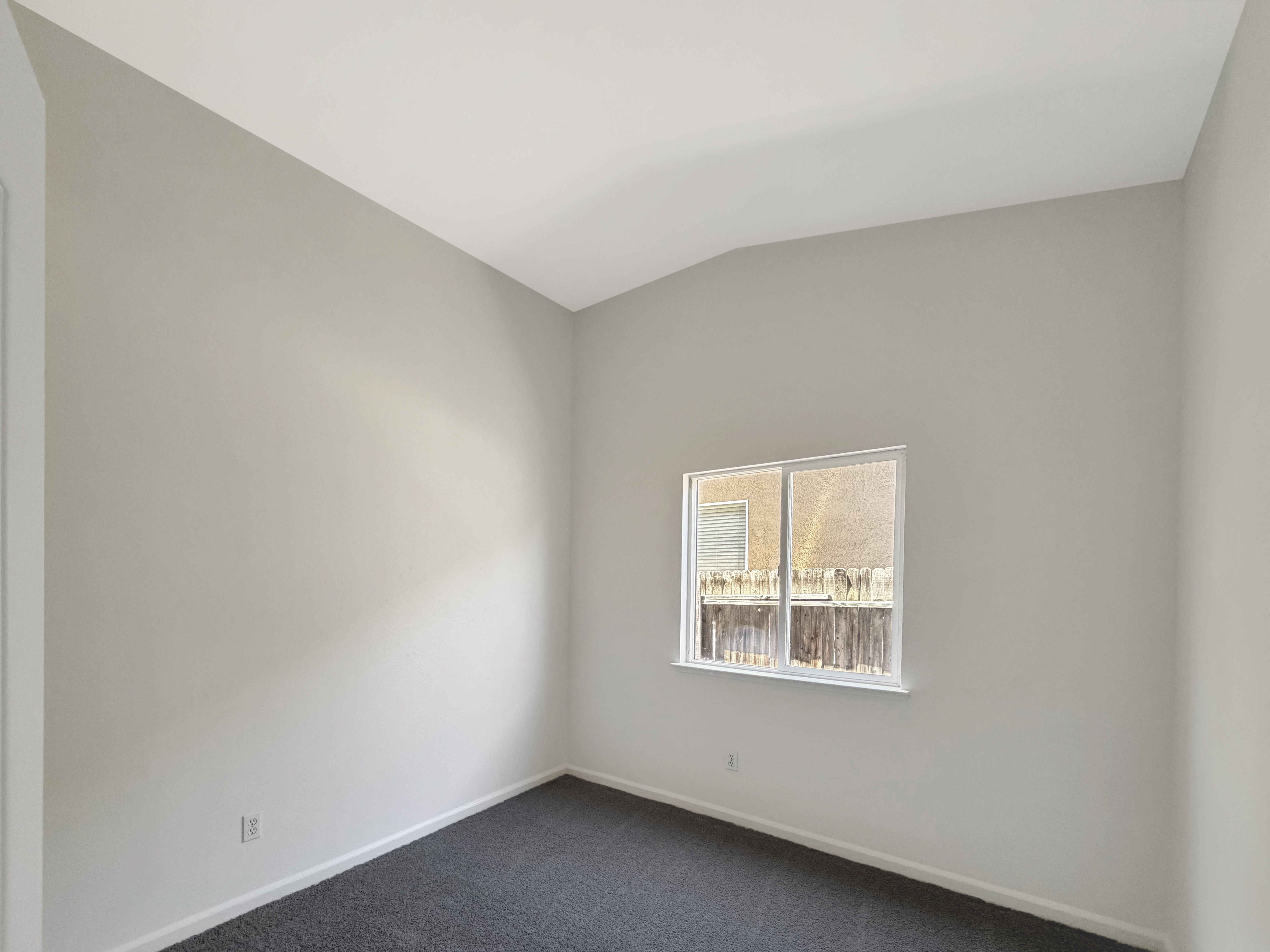 Photo 19 of 29 of 3990 Black Butte Cir, Stockton, CA