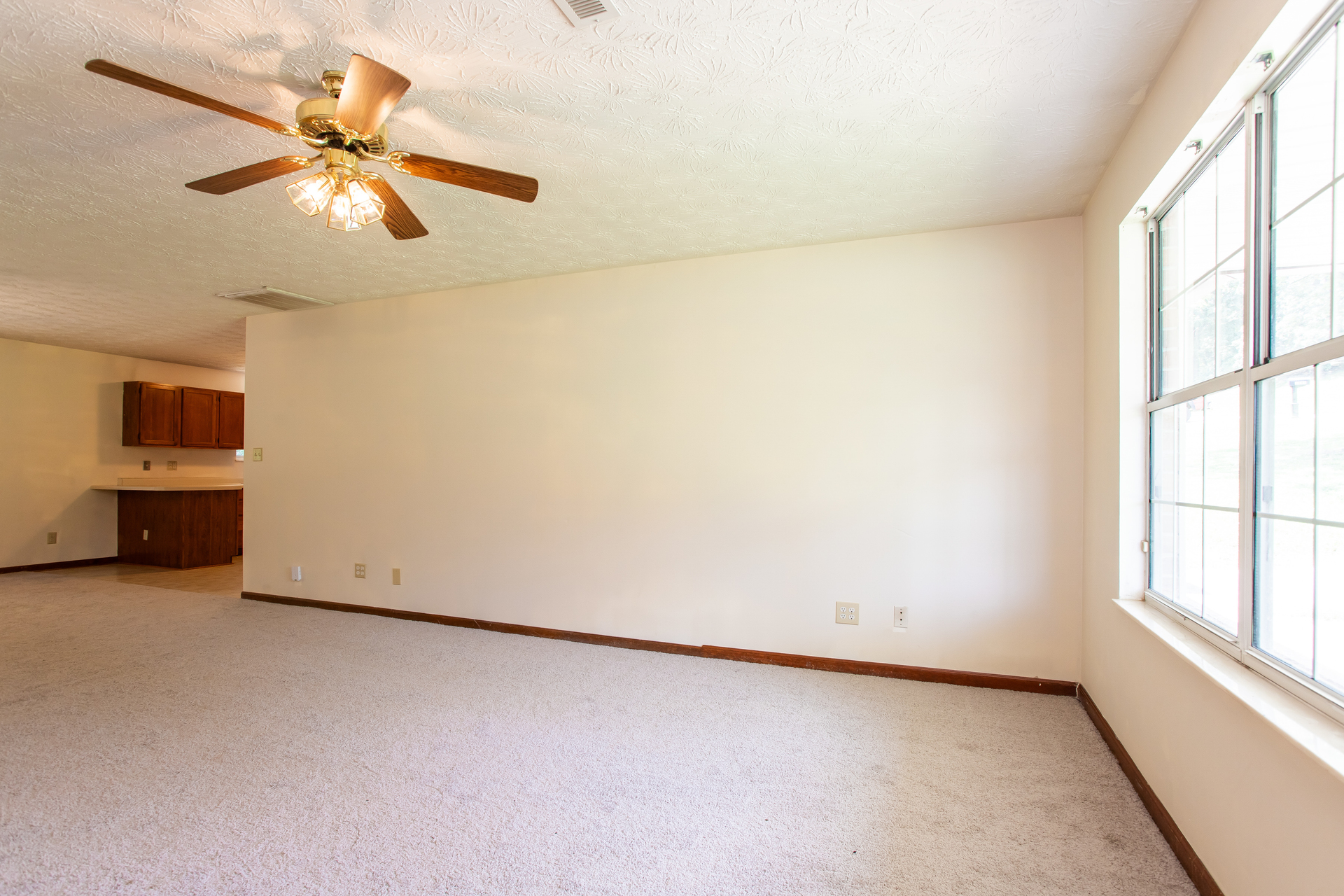 Photo 6 of 12 of 5941 Bridge Garden Rd, Knoxville, TN