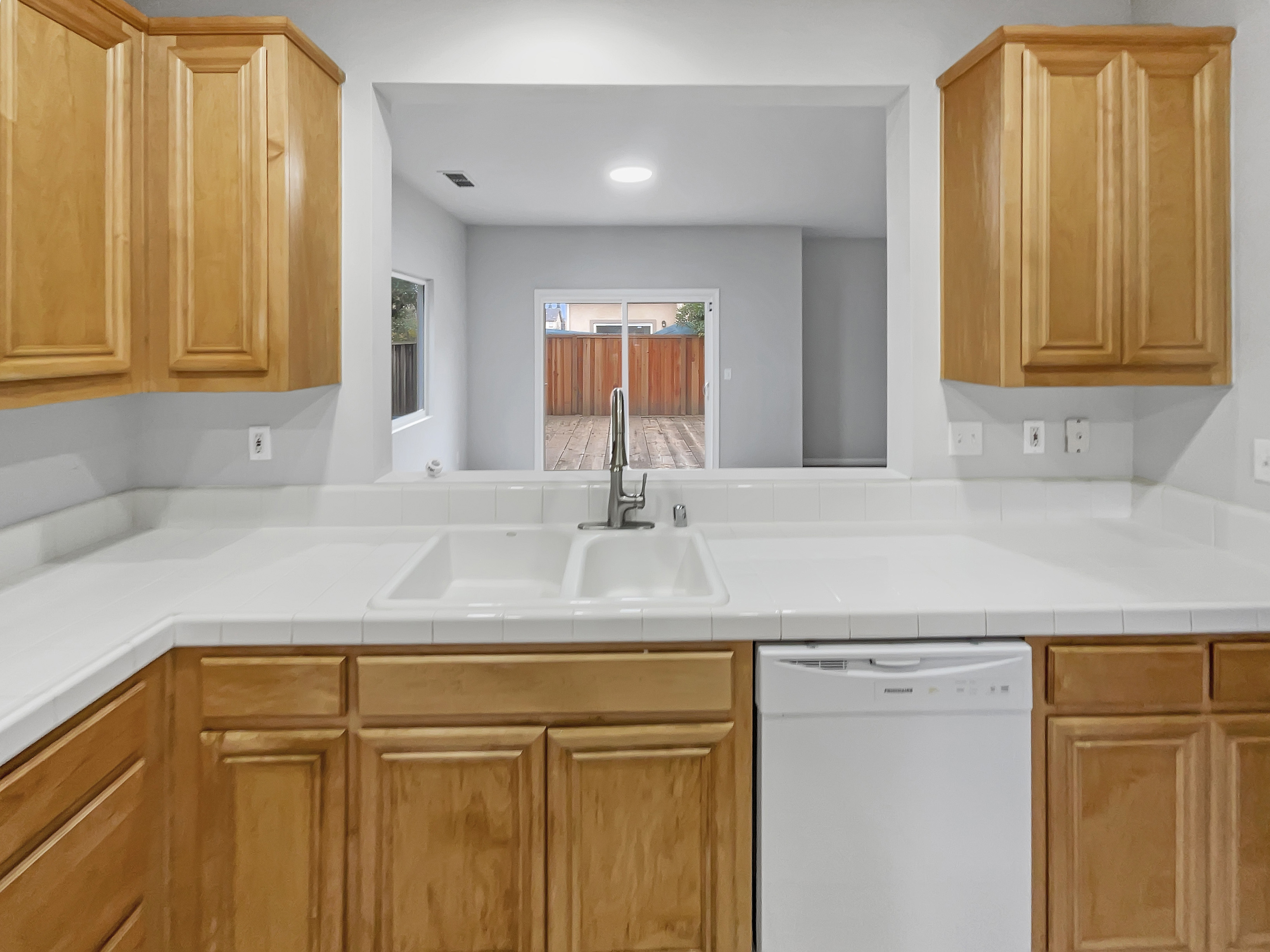 Photo 11 of 23 of 4455 Meadow Valley Cir, Fairfield, CA