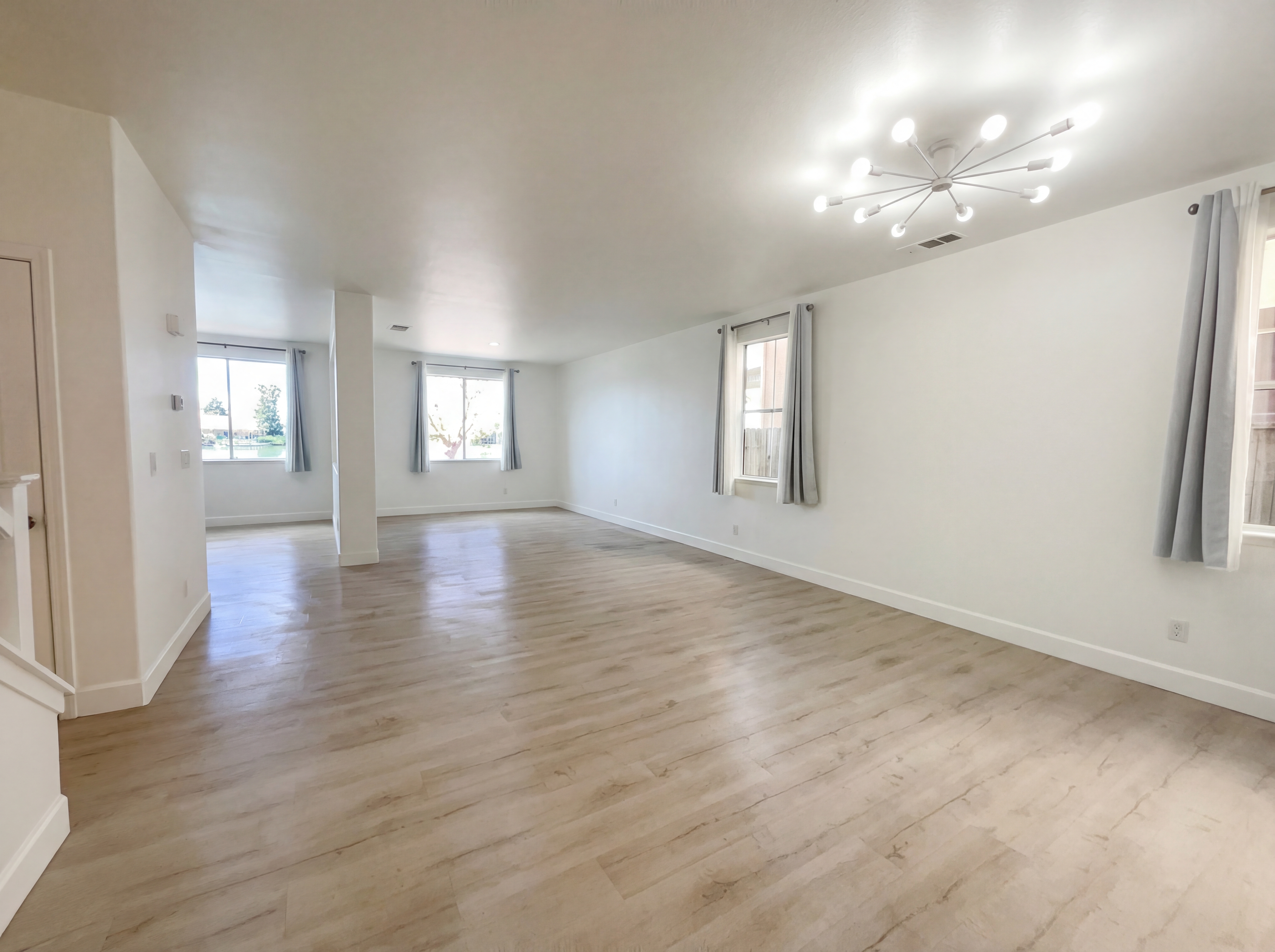 Photo 10 of 64 of 2724 Bertolani Cir, Elk Grove, CA