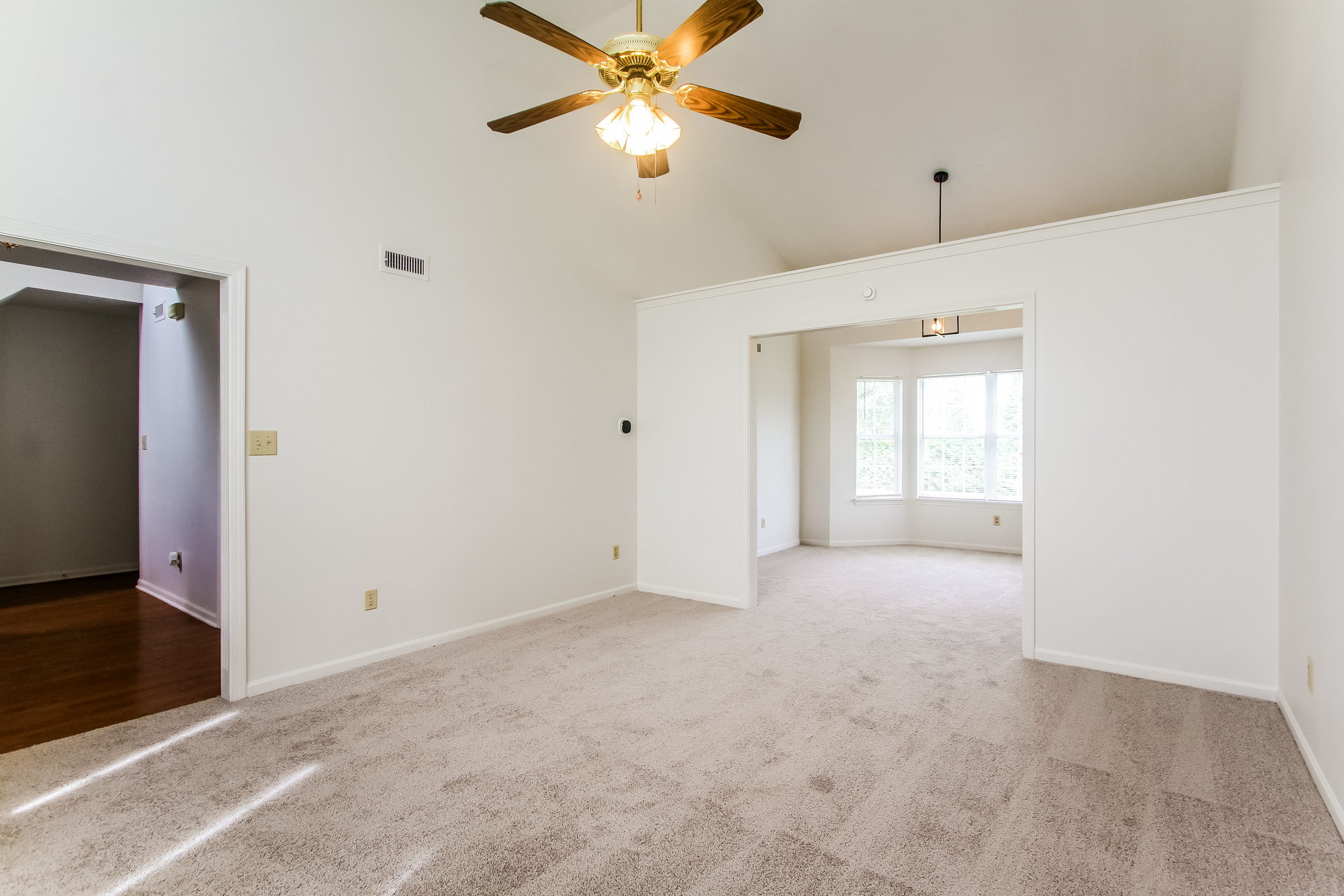 Photo 6 of 22 of 7641 Germander Ln, Indianapolis, IN