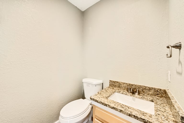 Photo 30 of 30 - 903 Portofino Dr, Arlington, TX 76012