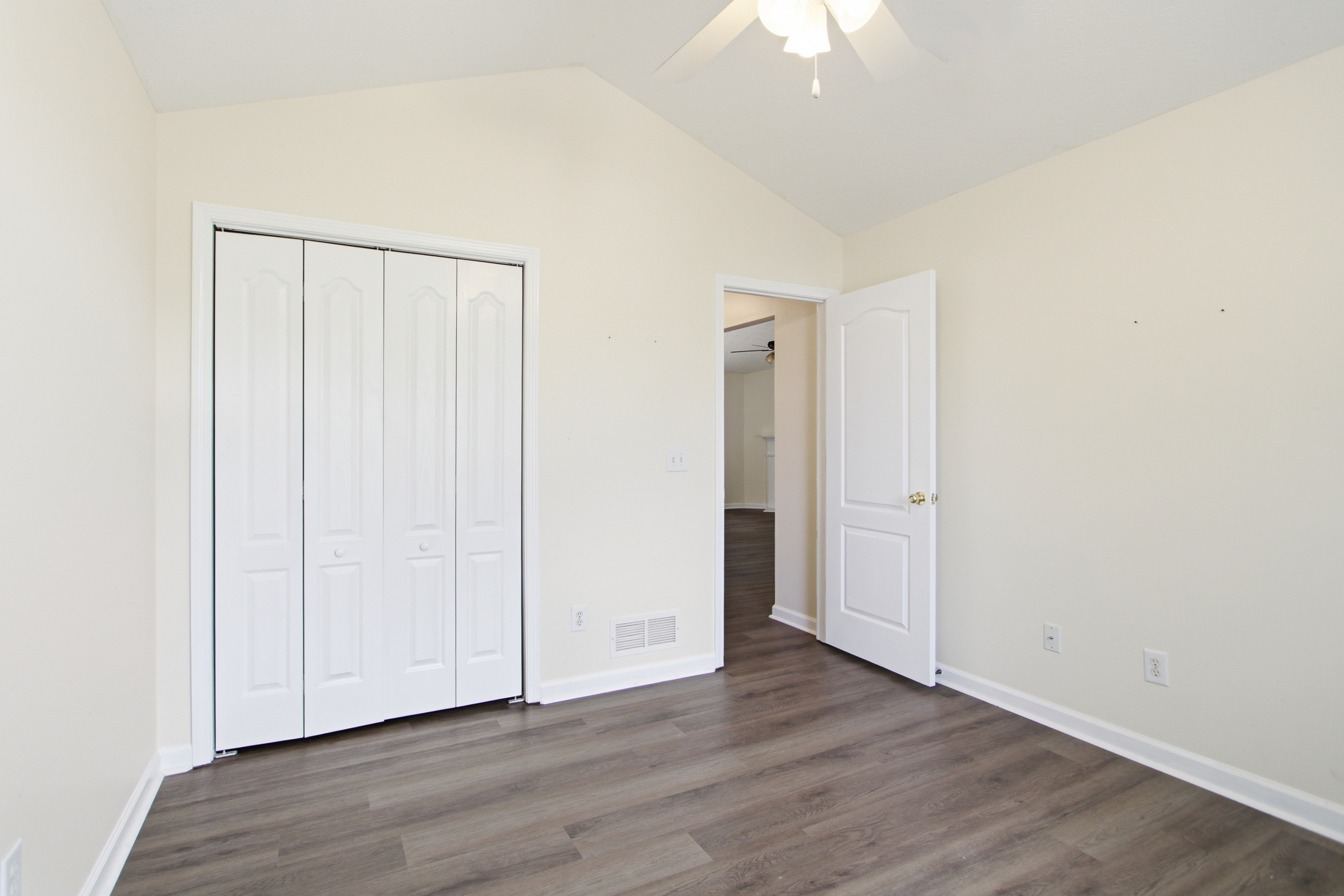 Photo 14 of 28 of 9458 Creekstone Ct, Villa Rica, GA