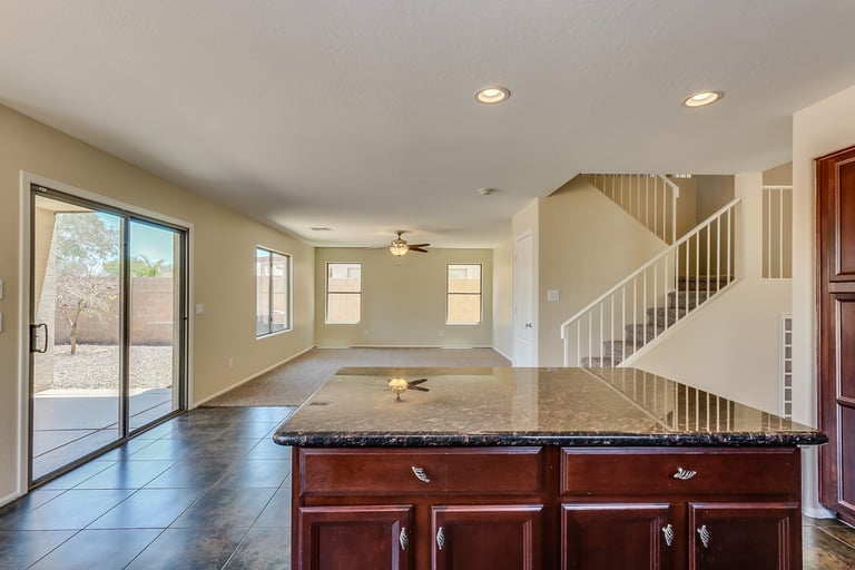 Photo 3 of 35 - 472 W Love Rd, San Tan Valley, AZ 85143