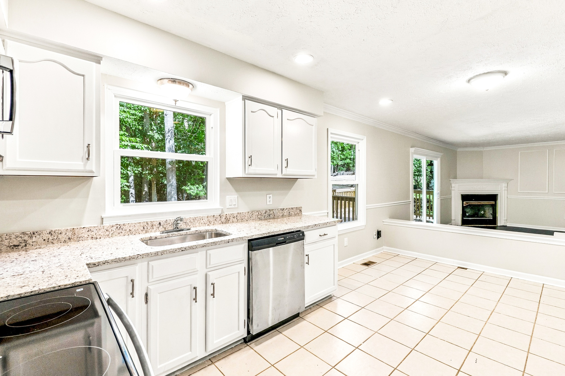 Photo 16 of 30 of 3004 Lusitania Dr, Stafford, VA