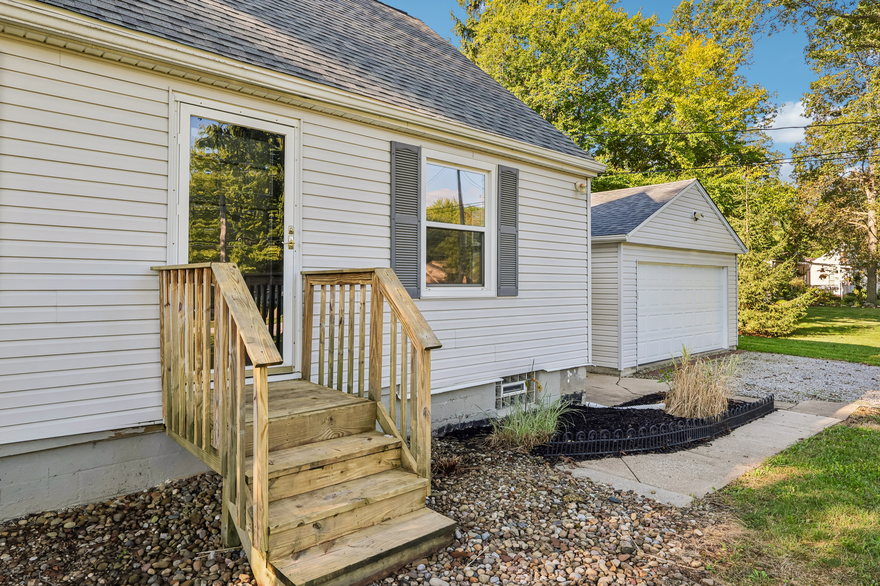 Photo 18 of 27 of 3124 Boston Rd, Brunswick, OH