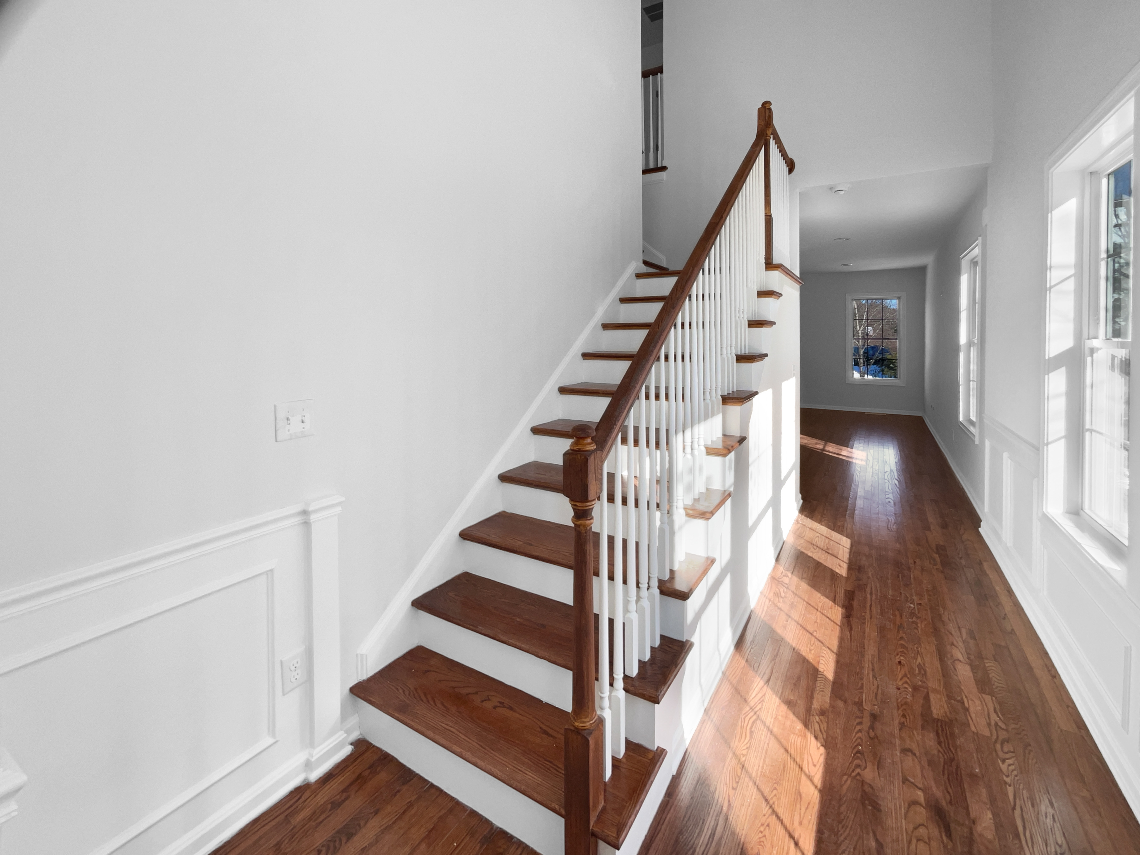 Photo 7 of 28 of 19 Crispwater Way, Hopkinton, MA