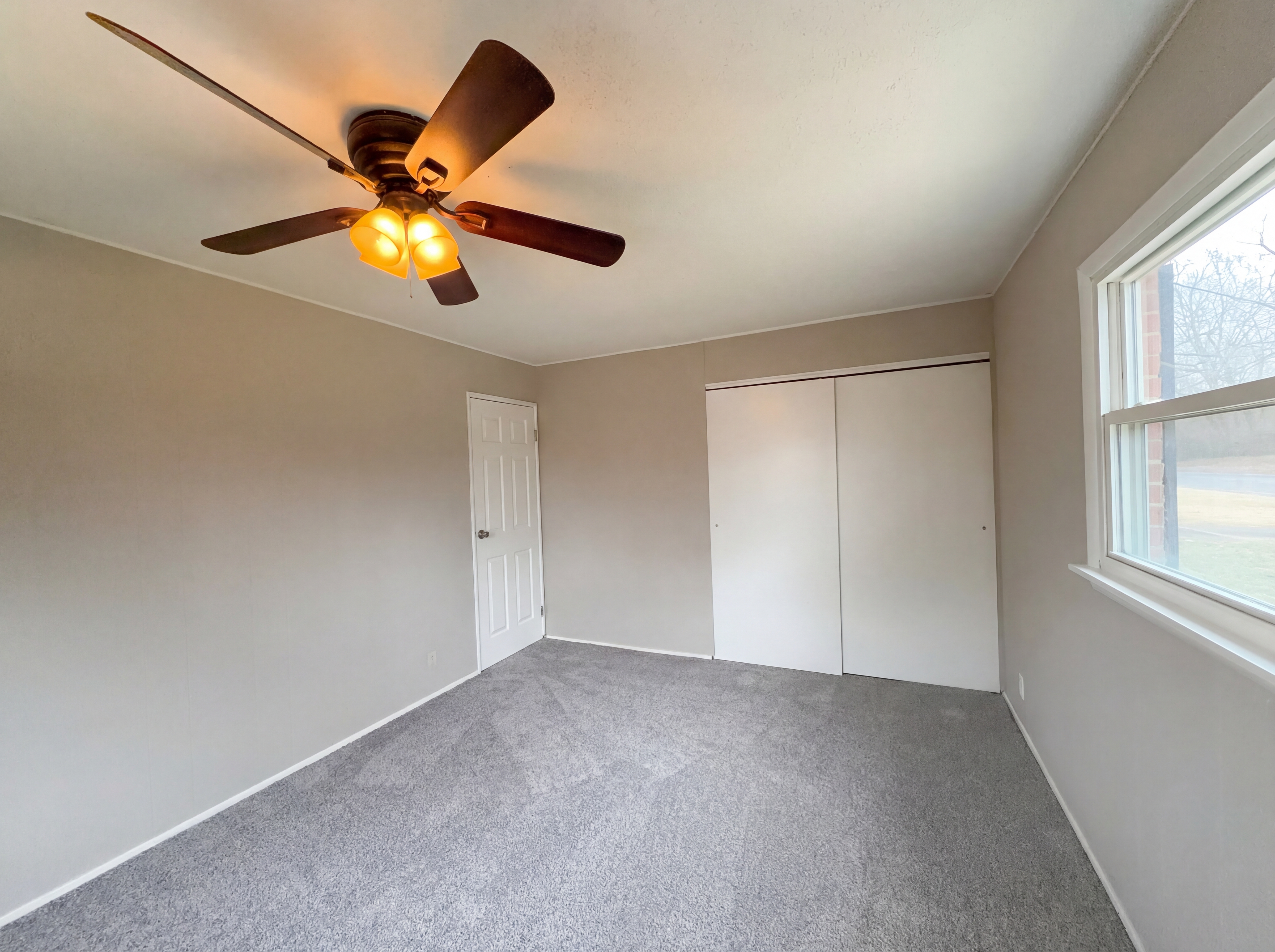 Photo 4 of 20 of 210 Littlebrook Dr, Fairfield, OH