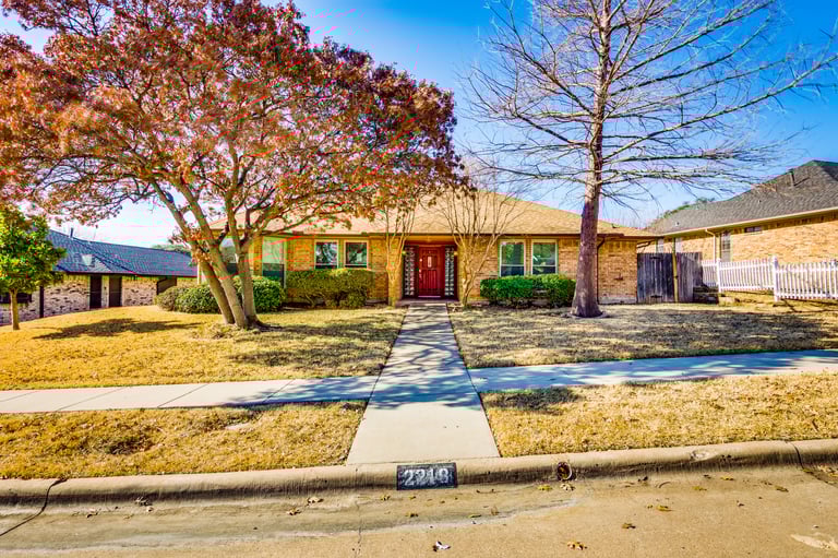 Photo 36 of 36 - 2218 Carmel Dr, Carrollton, TX 75006