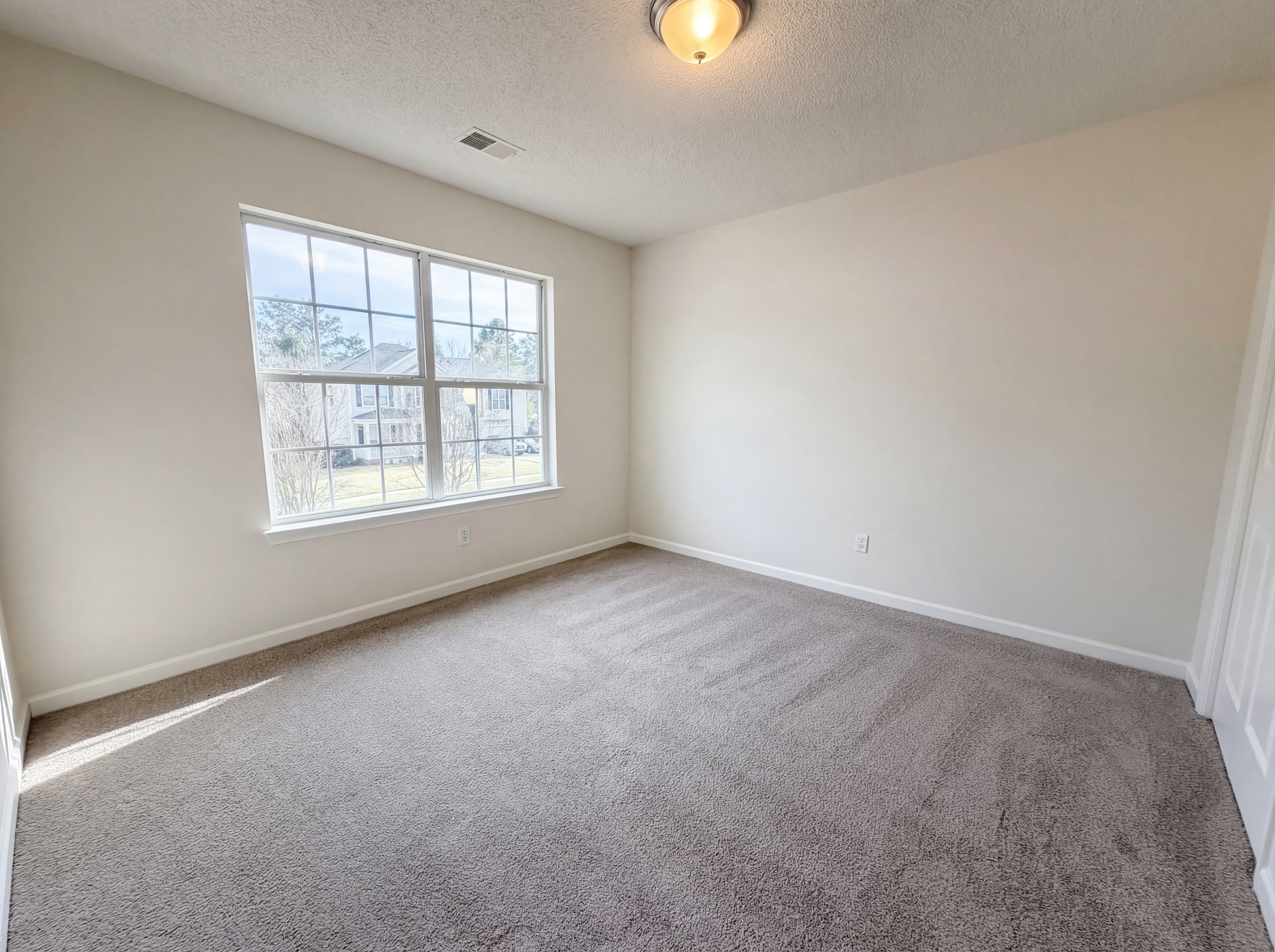 Photo 16 of 23 of 217 Branchview Dr, Columbia, SC