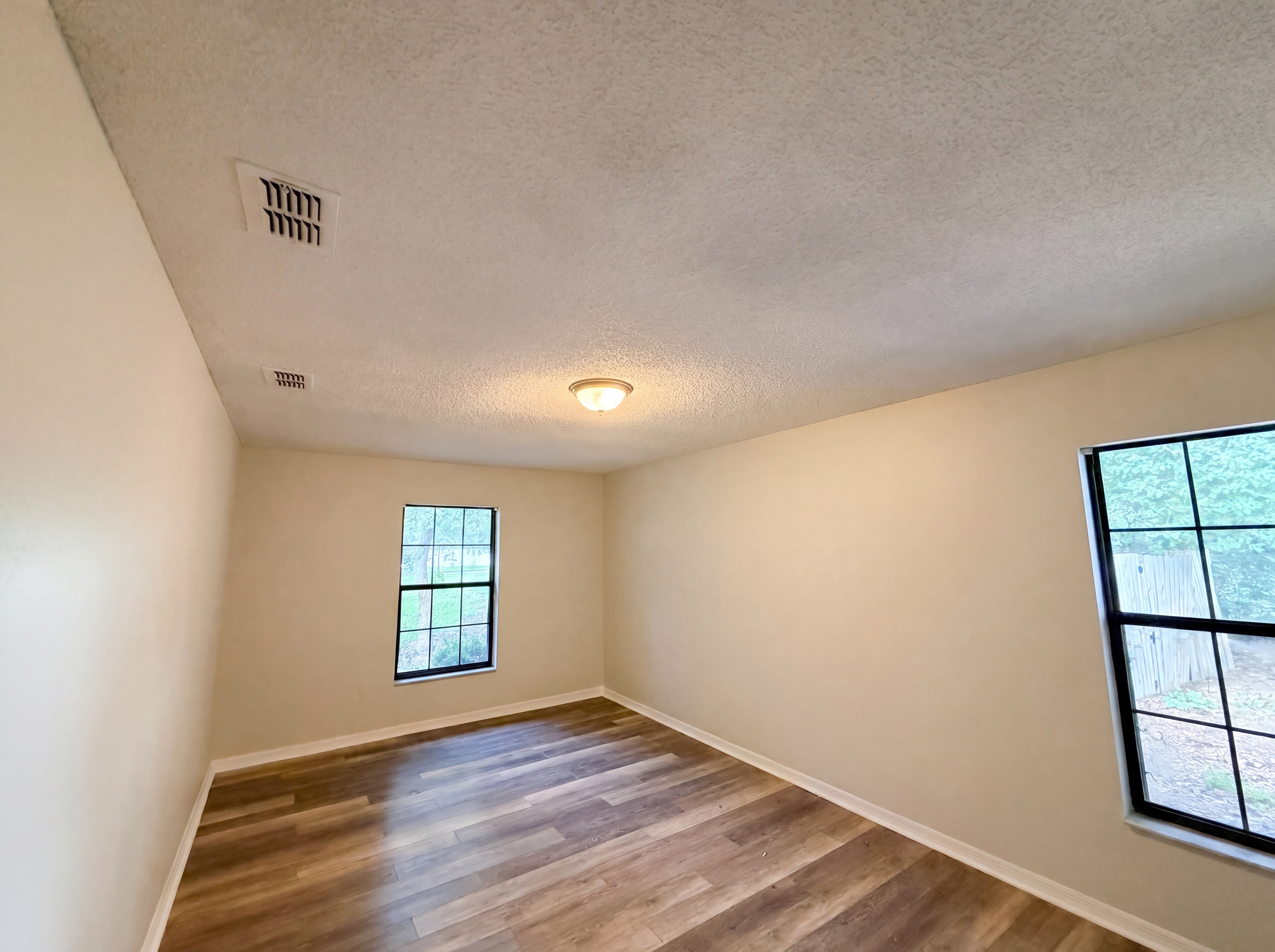 Photo 6 of 20 of 10510 SW 74th Ct, Ocala, FL