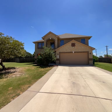 Property photo 1 of 137 Deerwood Oaks