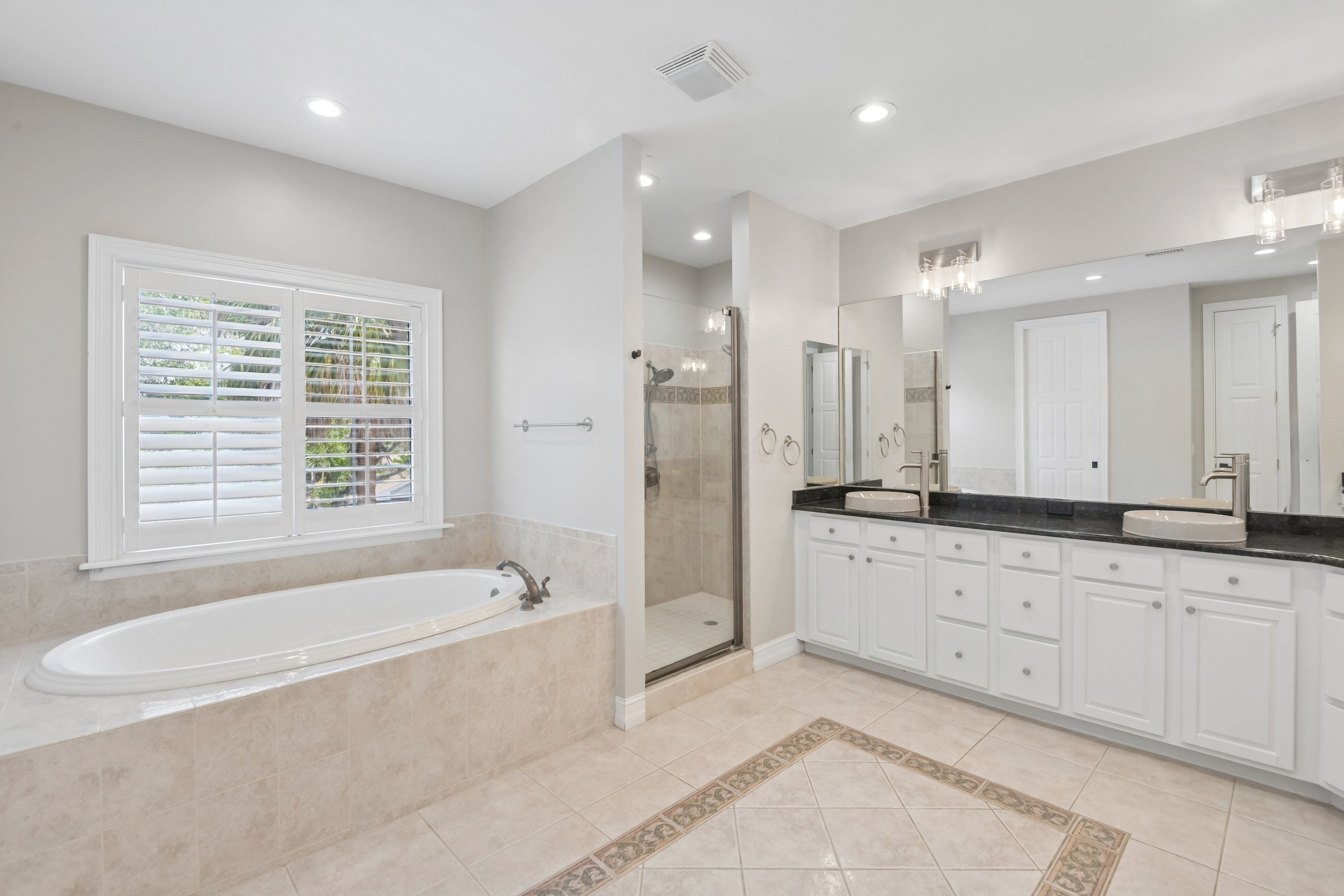 Photo 25 of 62 of 5105 W Neptune Way, Tampa, FL