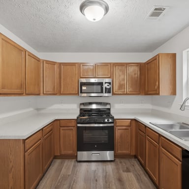 Property photo 2 of 2213 Pine View Trl
