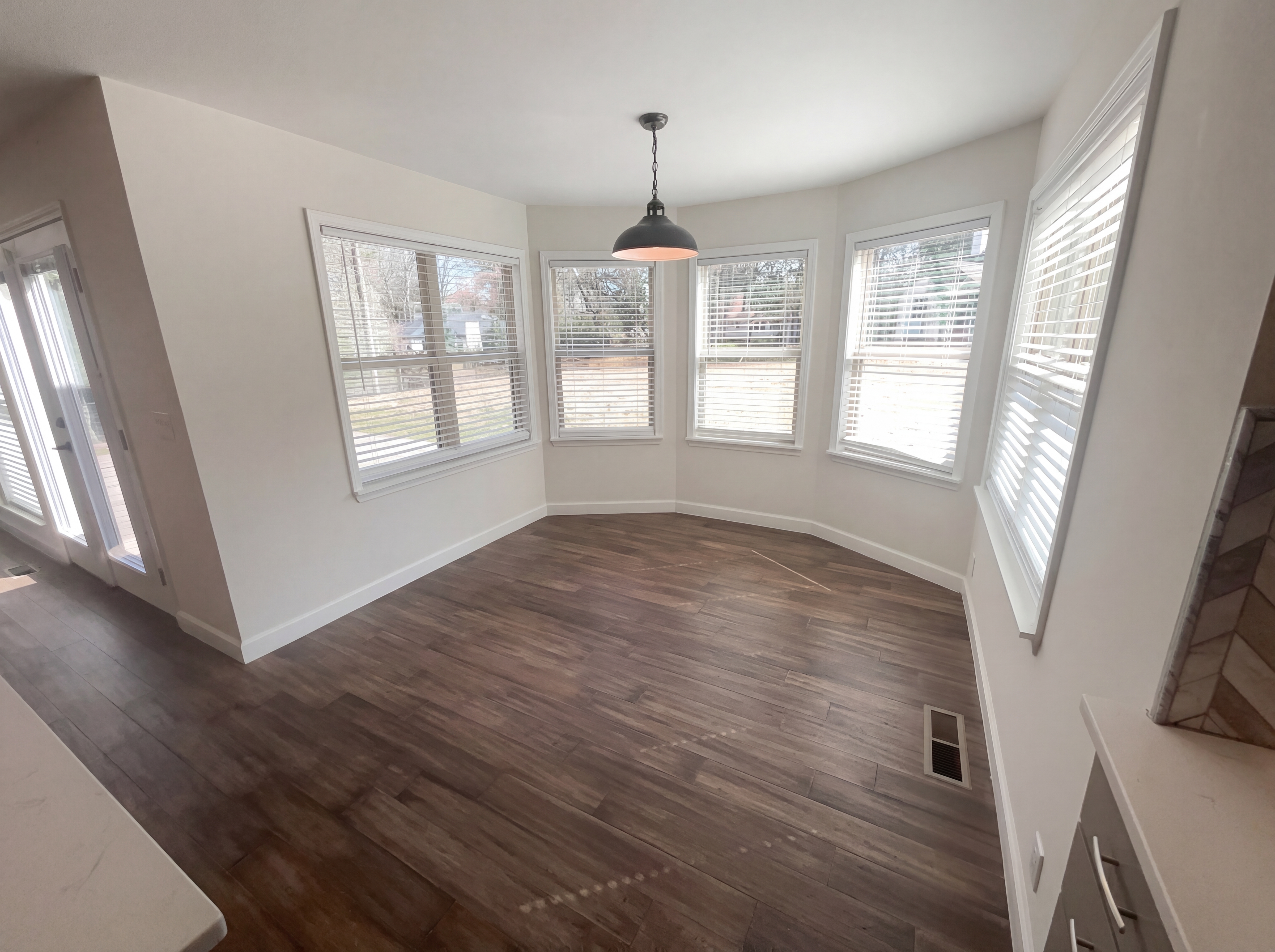 Photo 15 of 37 of 2770 Burtz Dr, Marietta, GA