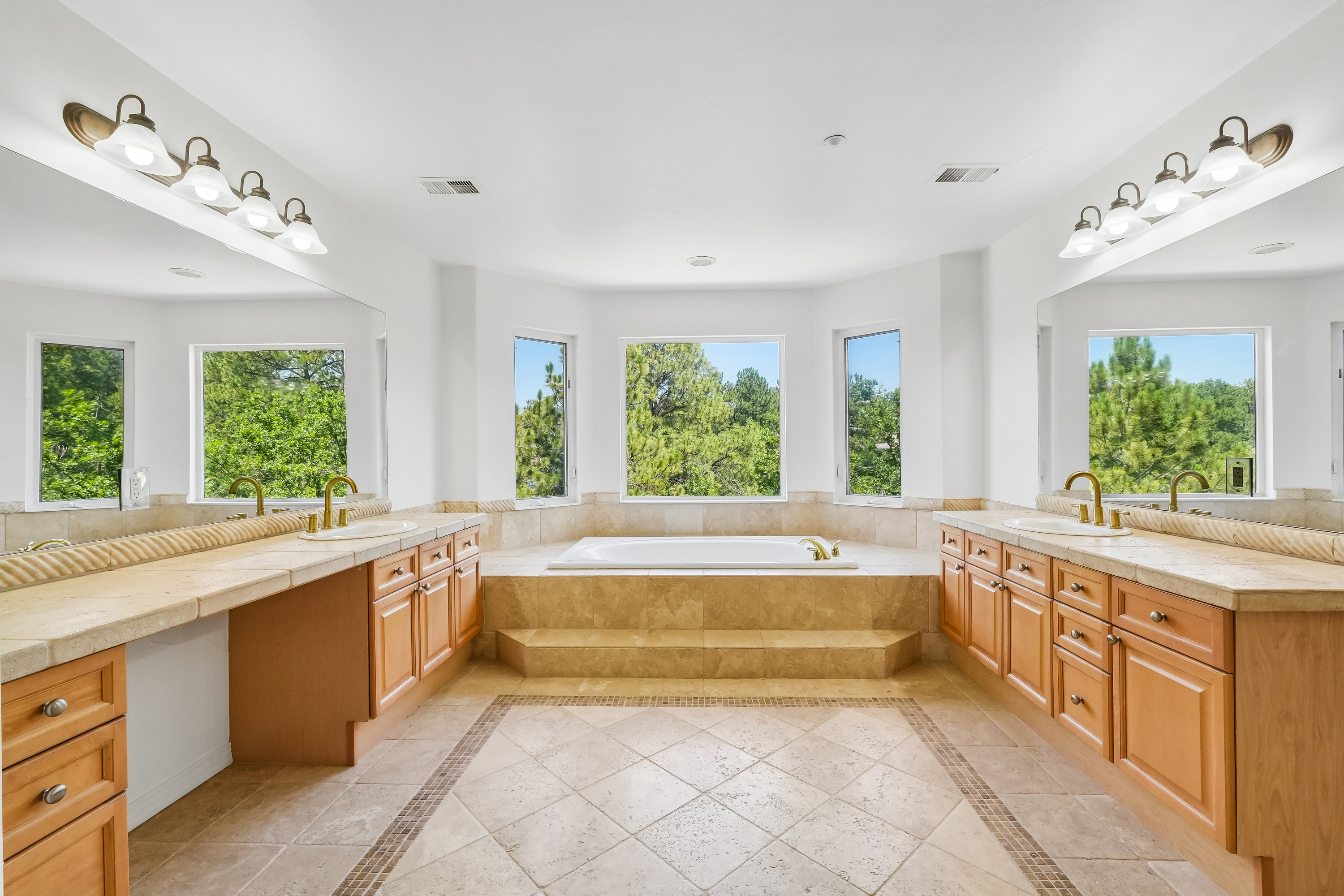 Photo 37 of 80 of 4730 Tierra Alta Dr, Castle Rock, CO