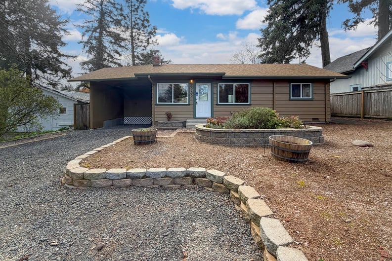 Property photo 1 of 7350 SW Stewart St