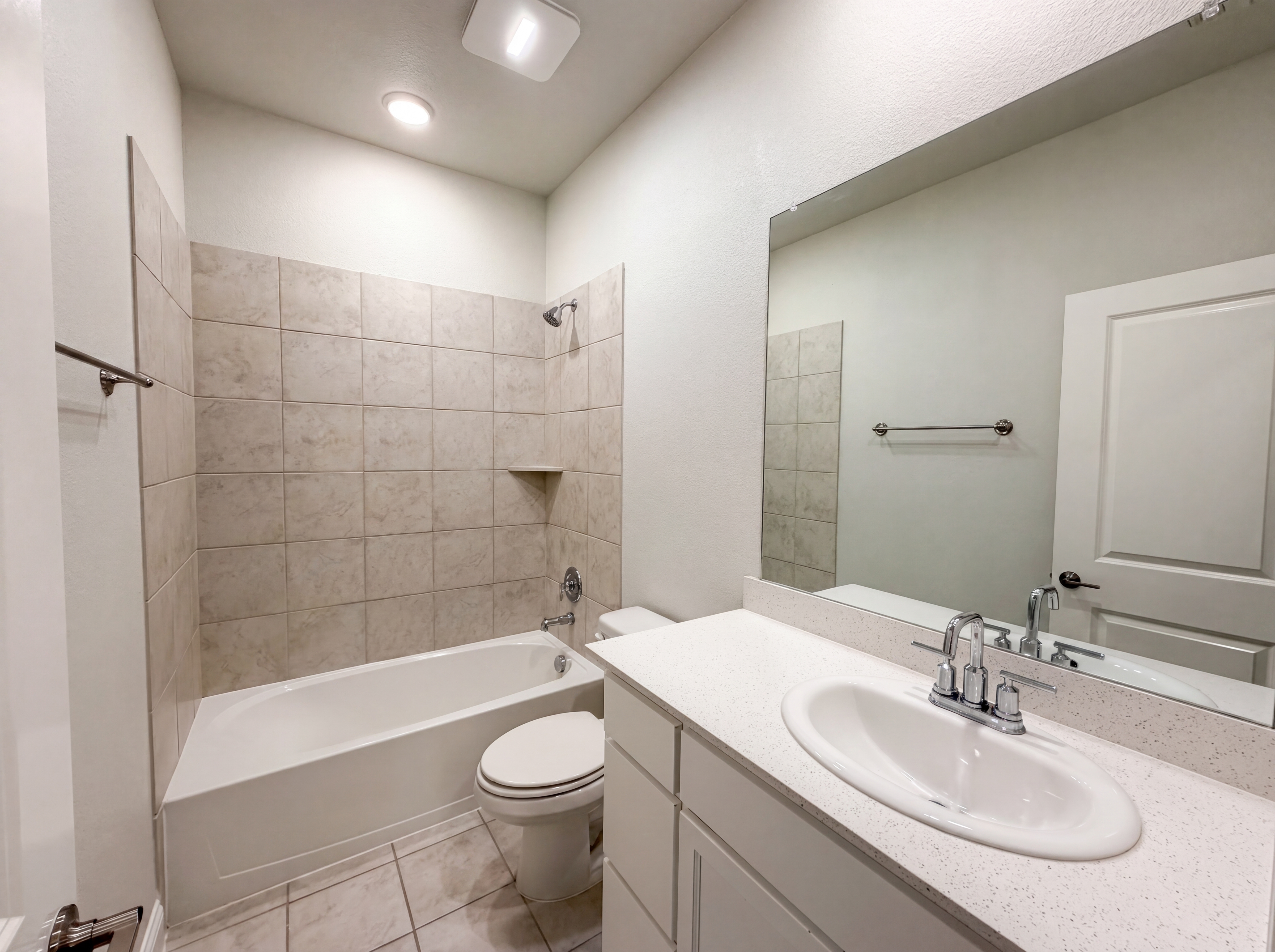 Photo 19 of 31 of 217 Cassandra Ct, Euless, TX