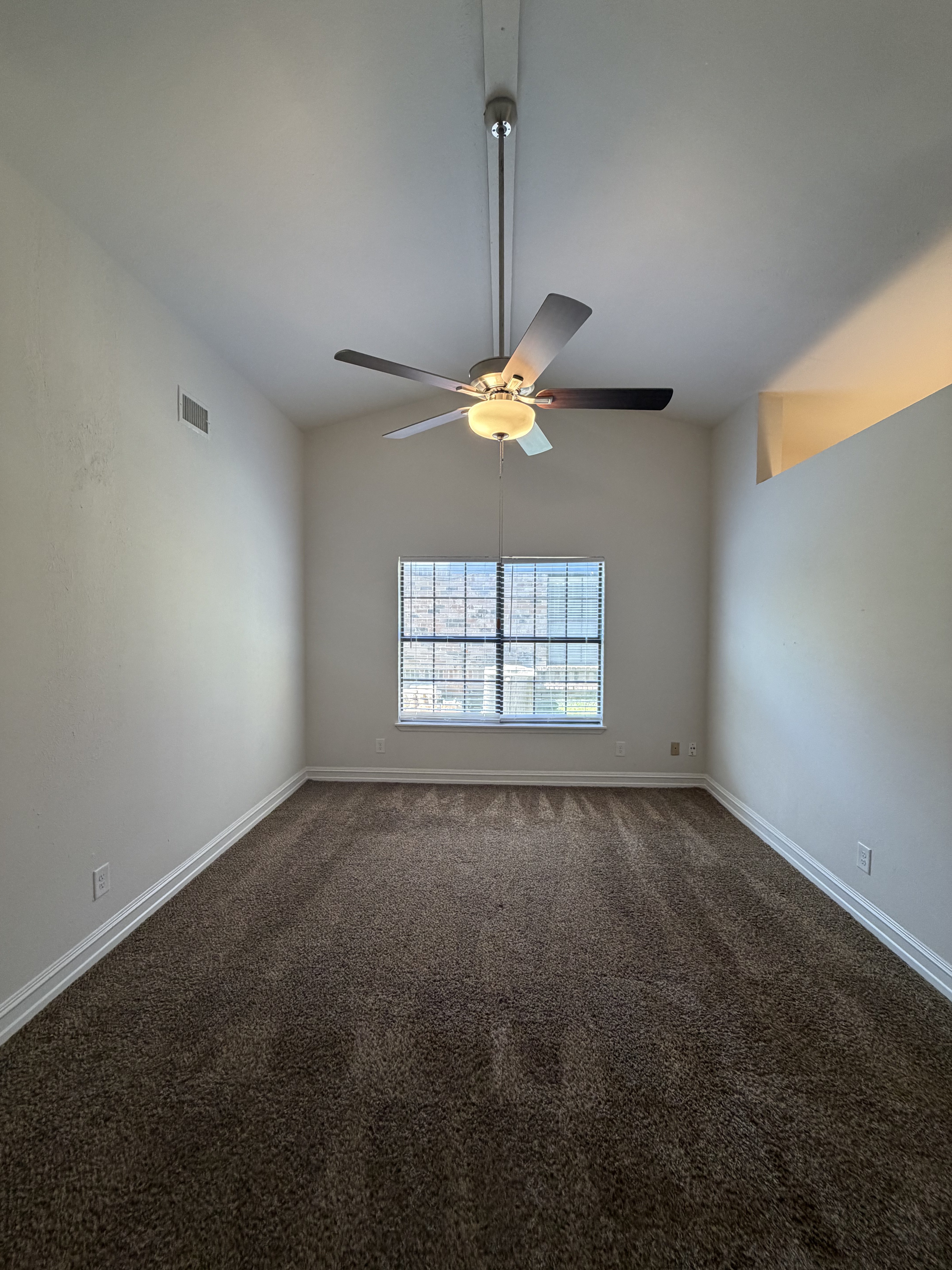 Photo 4 of 21 of 6808 Younger Dr, The Colony, TX