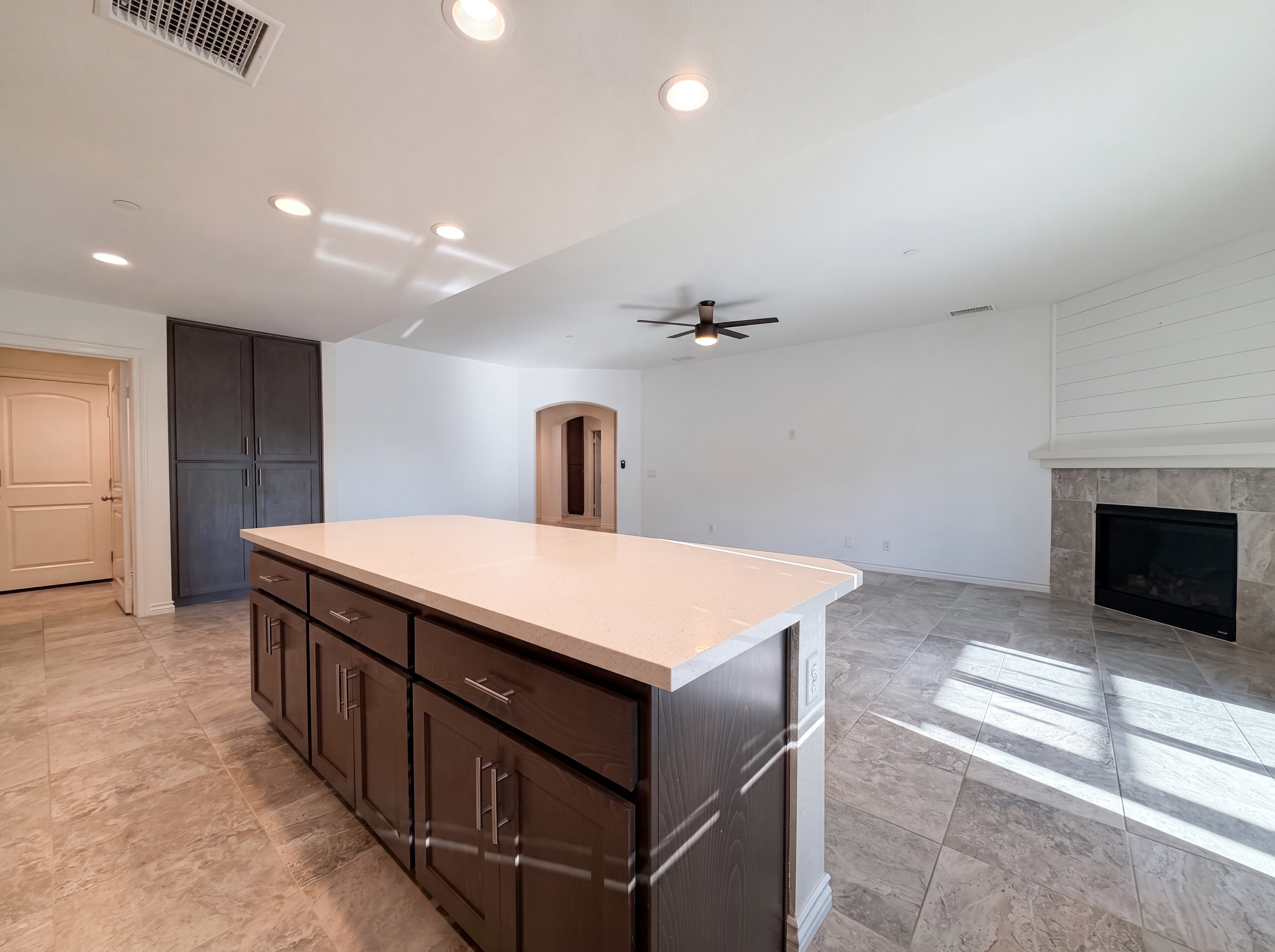 Photo 10 of 26 of 43831 Madison Ct, Lancaster, CA