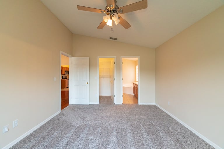 Photo 8 of 18 - 106 London Fog Way, Sanford, FL 32771