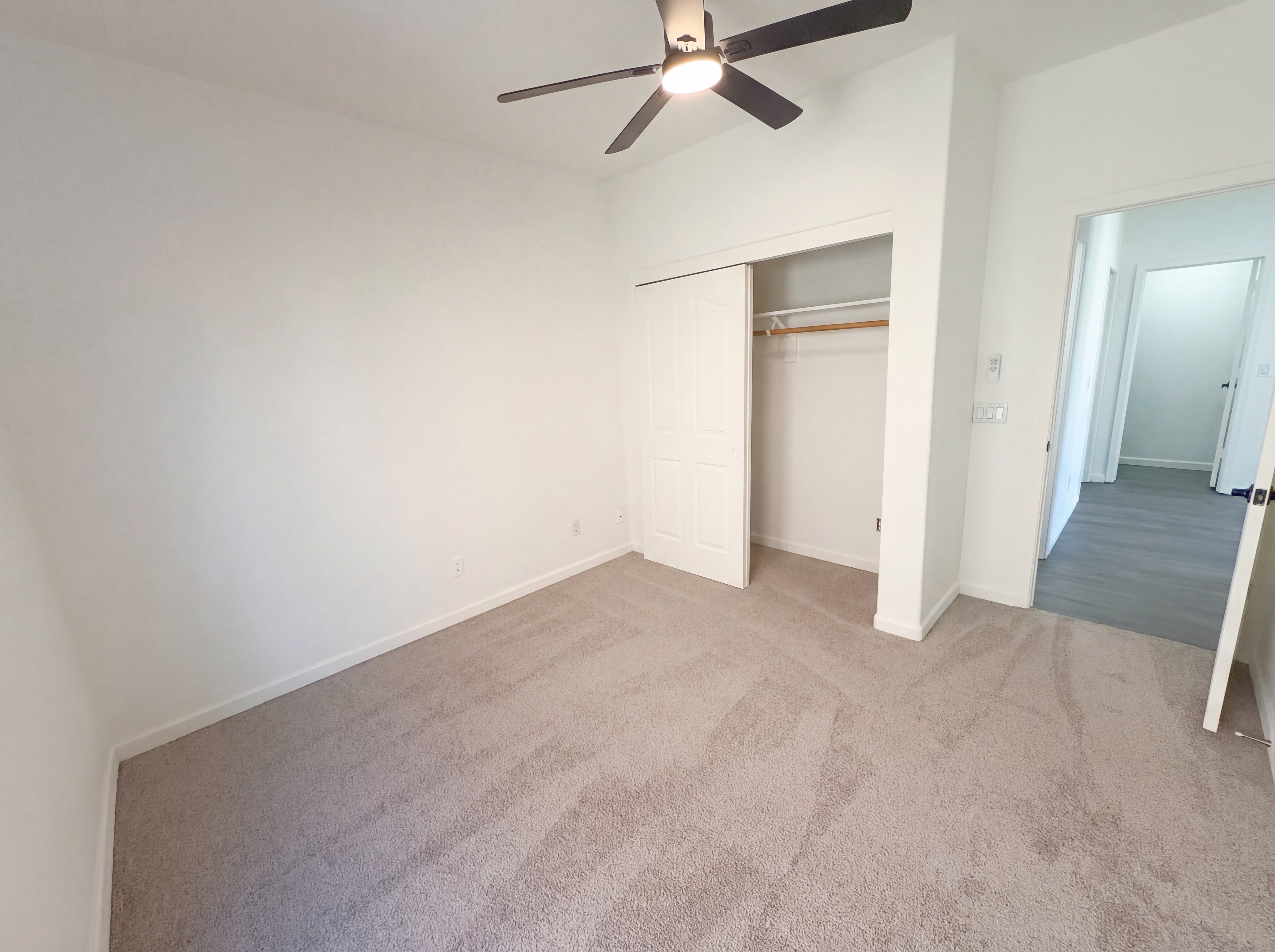 Photo 4 of 32 of 12826 W Mulberry Dr, Avondale, AZ