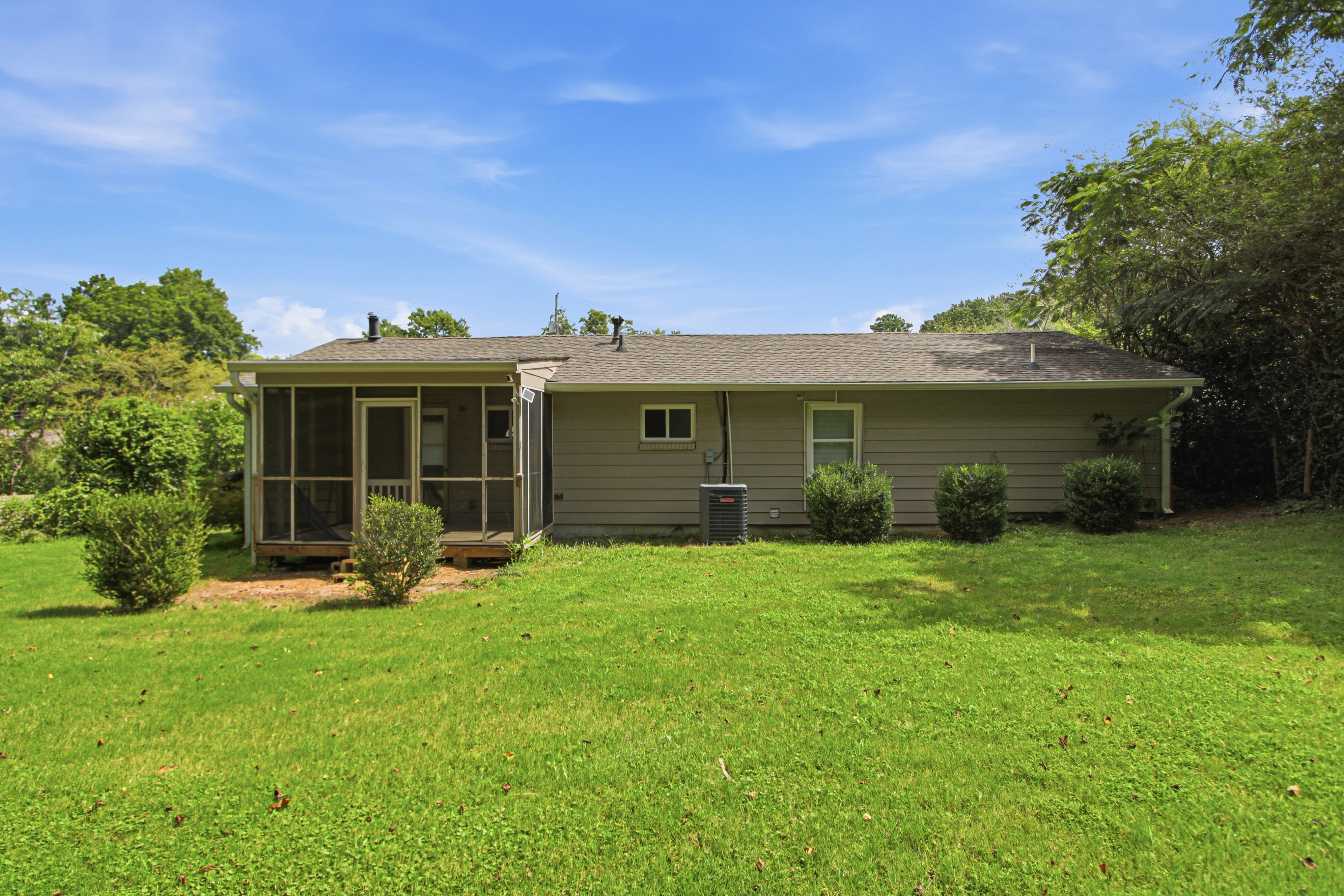 Photo 22 of 26 of 414 Paulding Ln, Dallas, GA