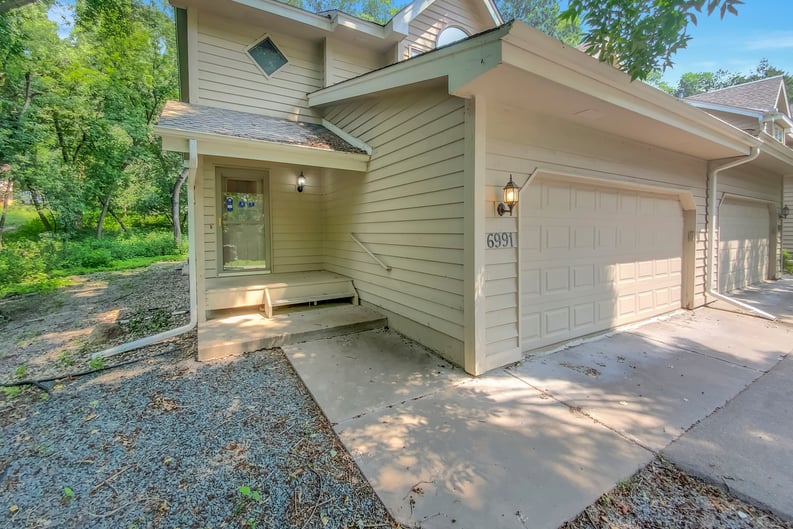 Property photo 1 of 6991 Edenvale Blvd