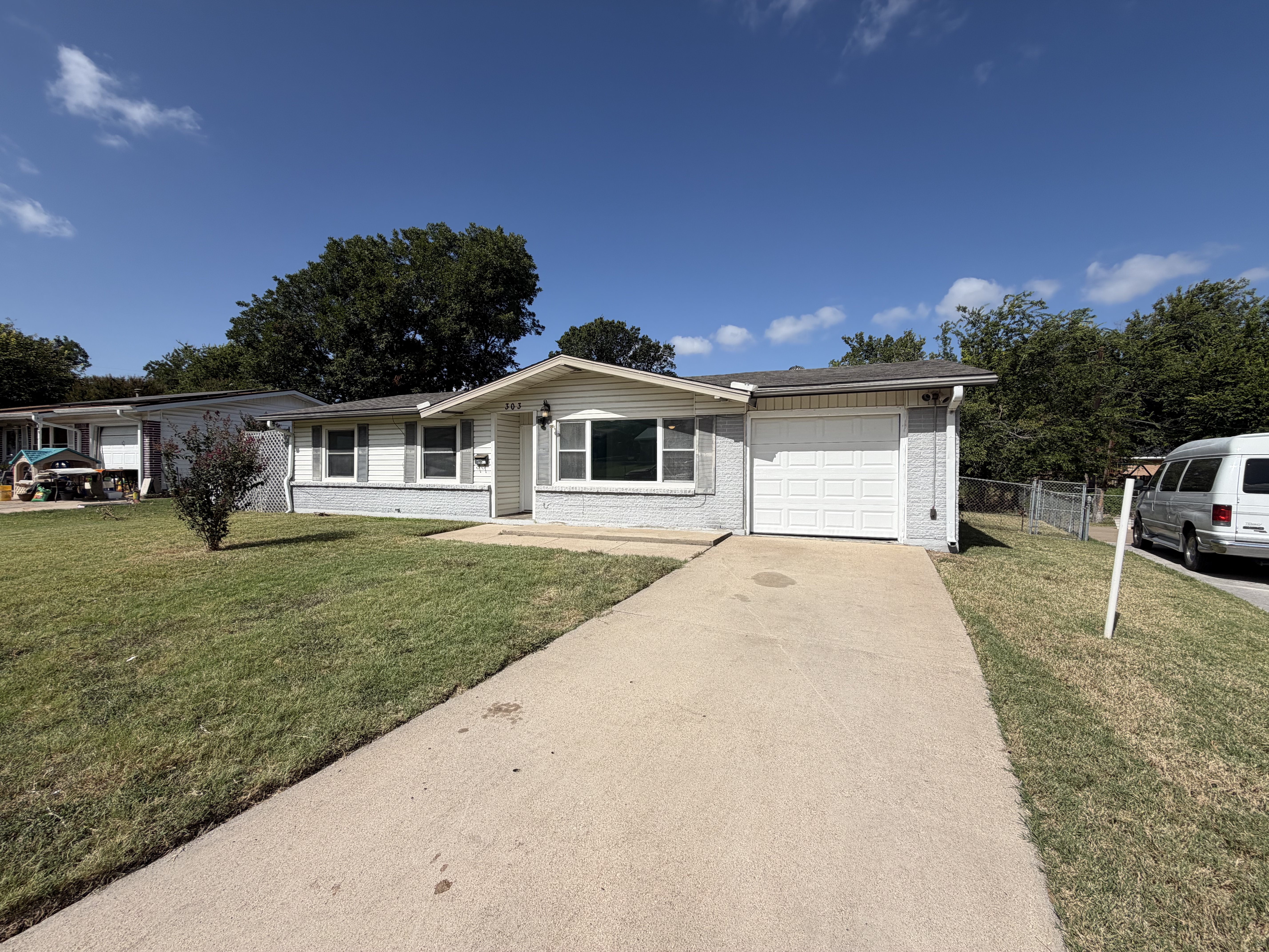 Photo 14 of 16 of 303 Currie Ave, Killeen, TX