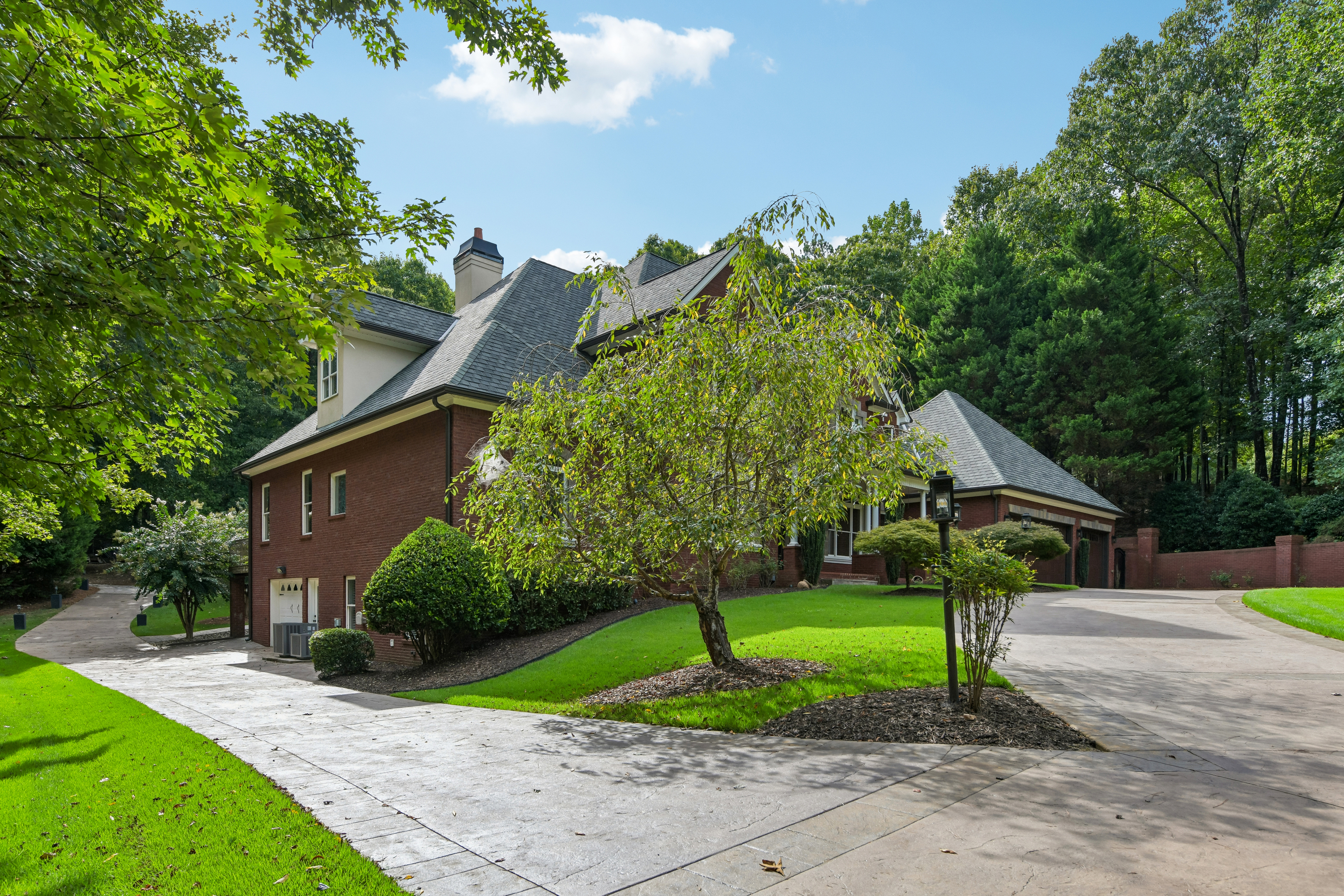 Photo 9 of 90 of 2431 Rabbit Farm Cir, Loganville, GA