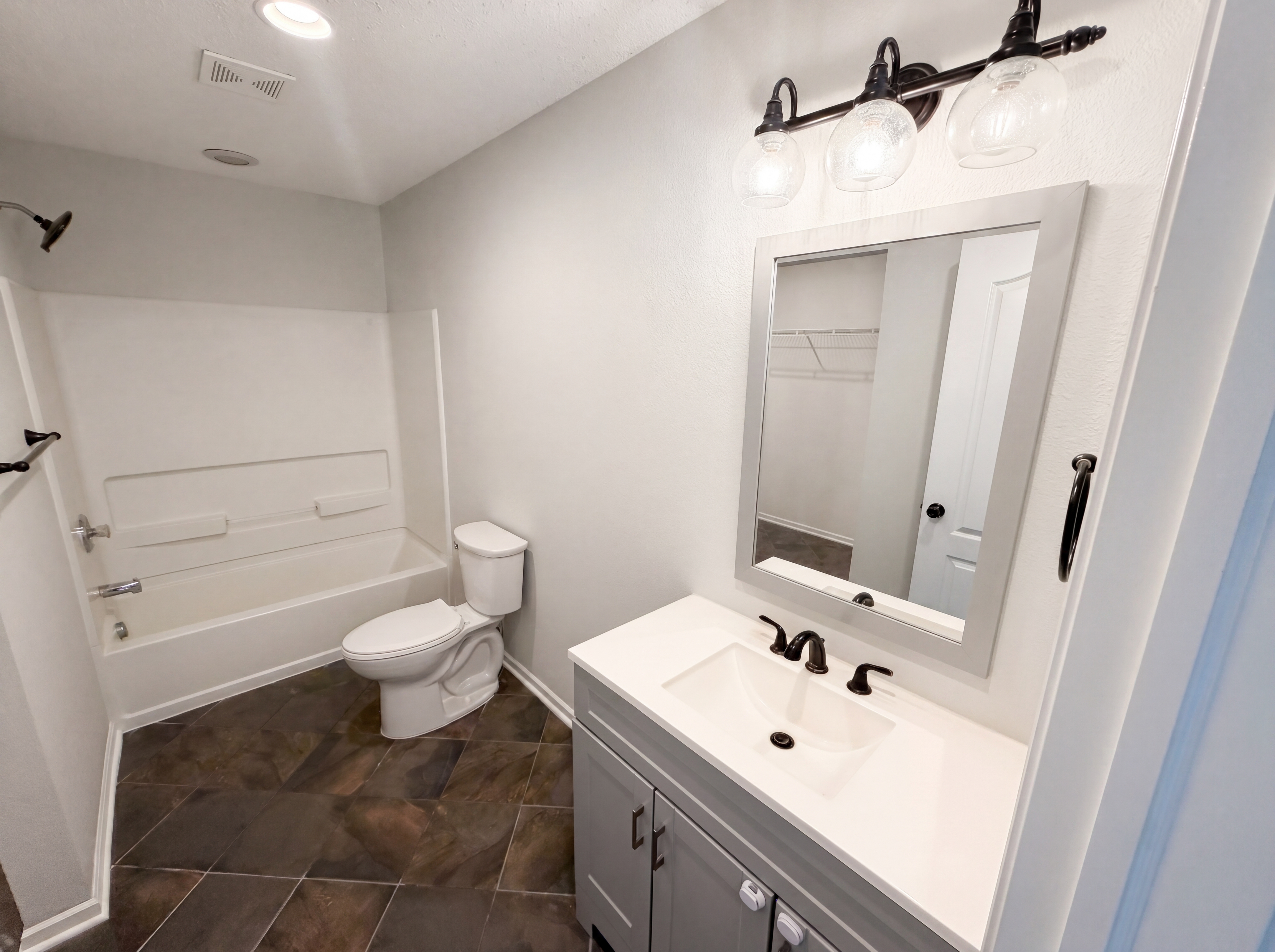 Photo 12 of 23 of 8134 S Firefly Dr, Pendleton, IN