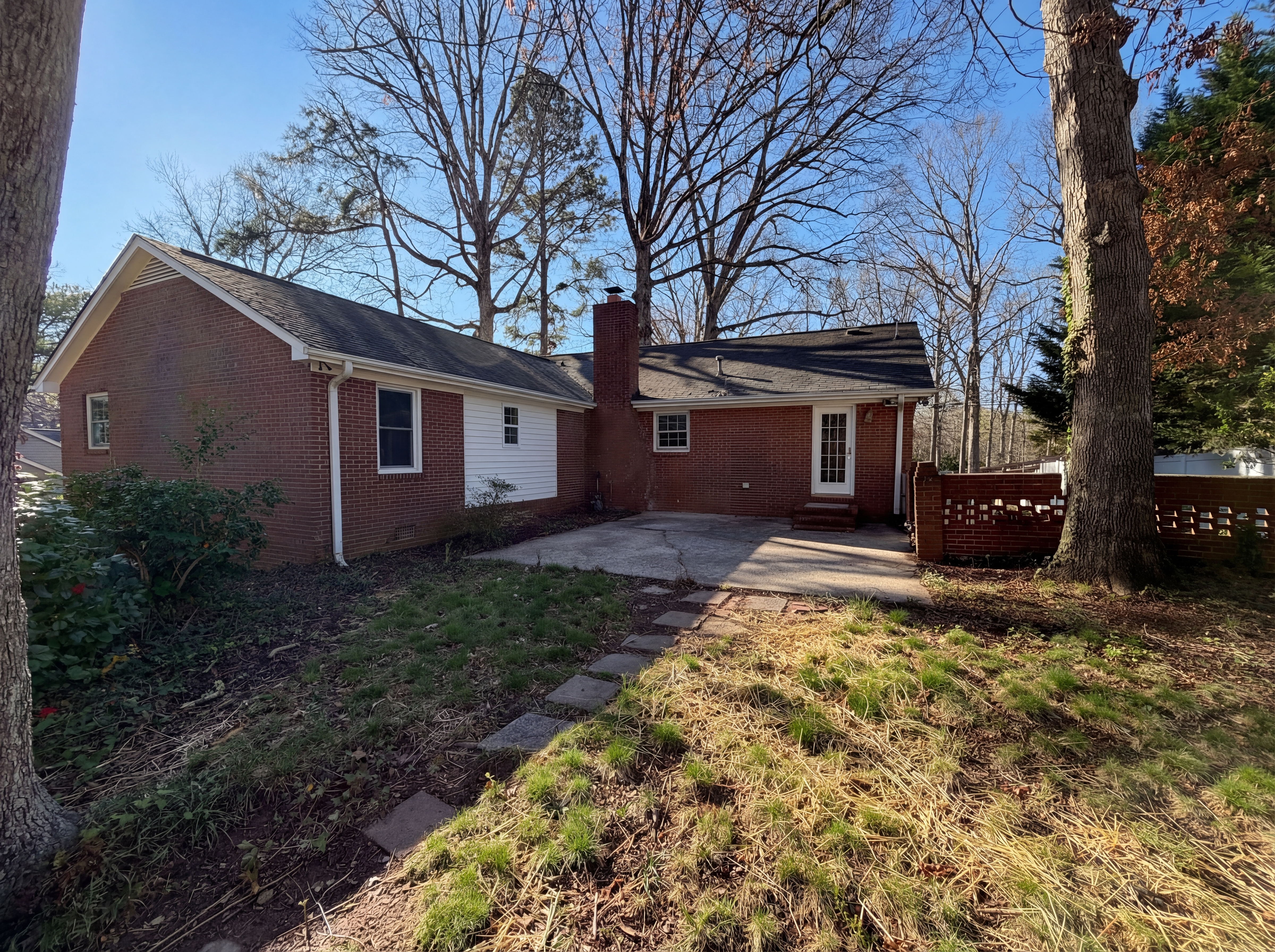Photo 5 of 21 of 1512 Buckingham Ave, Gastonia, NC