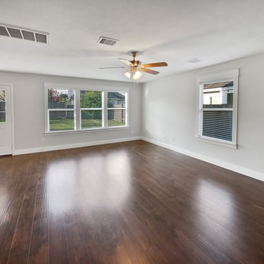 Property photo 3 of 12018 Green Willow Falls Dr