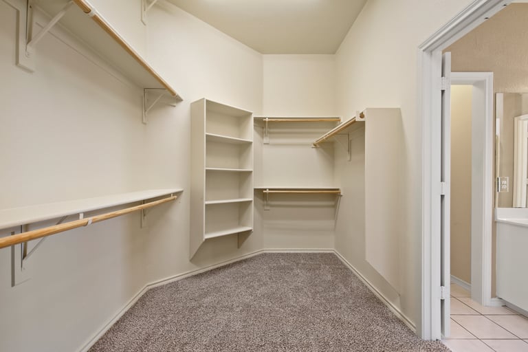 Photo 25 of 29 - 2308 Calmont Dr, Arlington, TX 76001