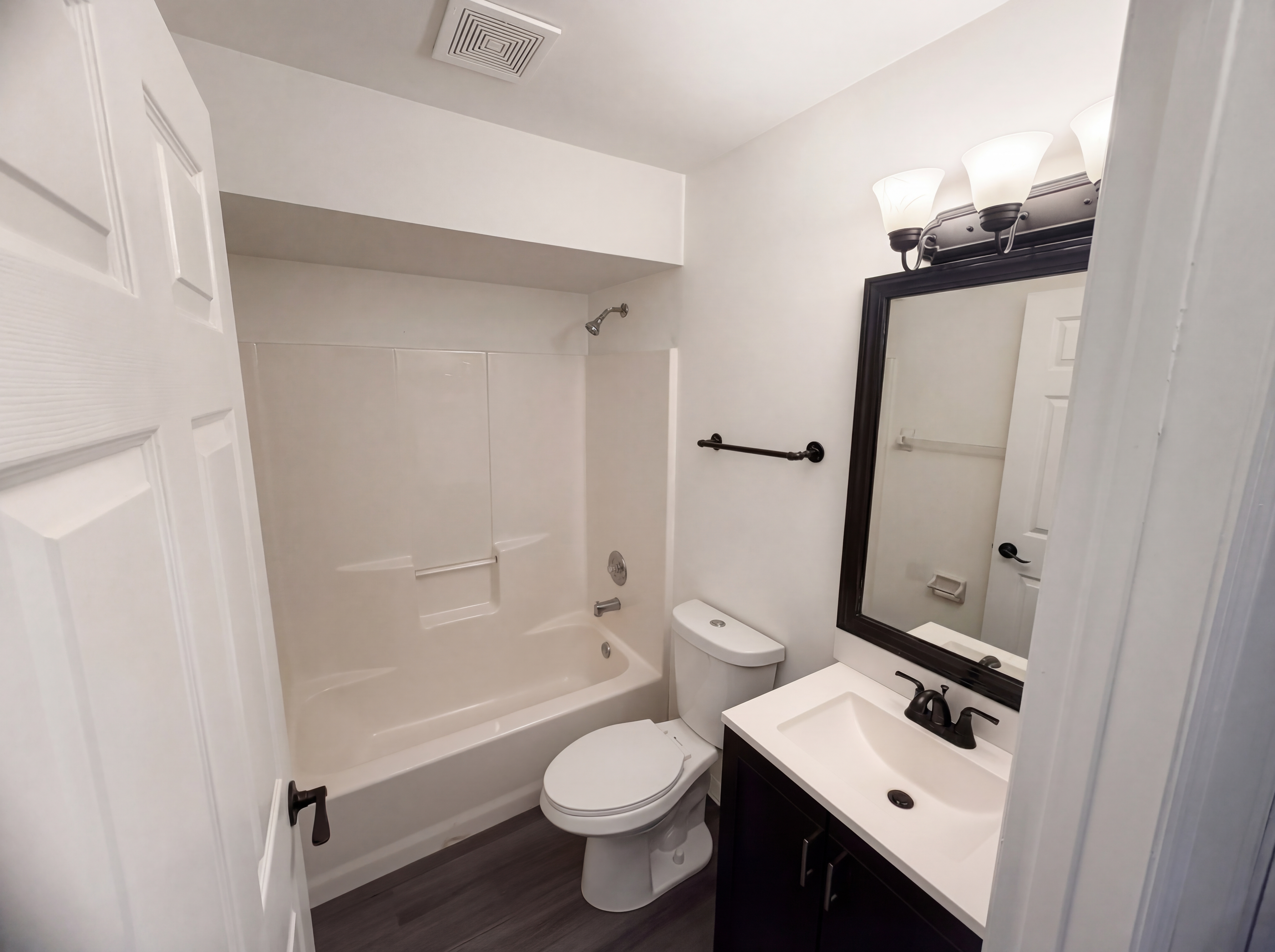 Photo 22 of 27 of 681 SW McCoy Ave, Port Saint Lucie, FL