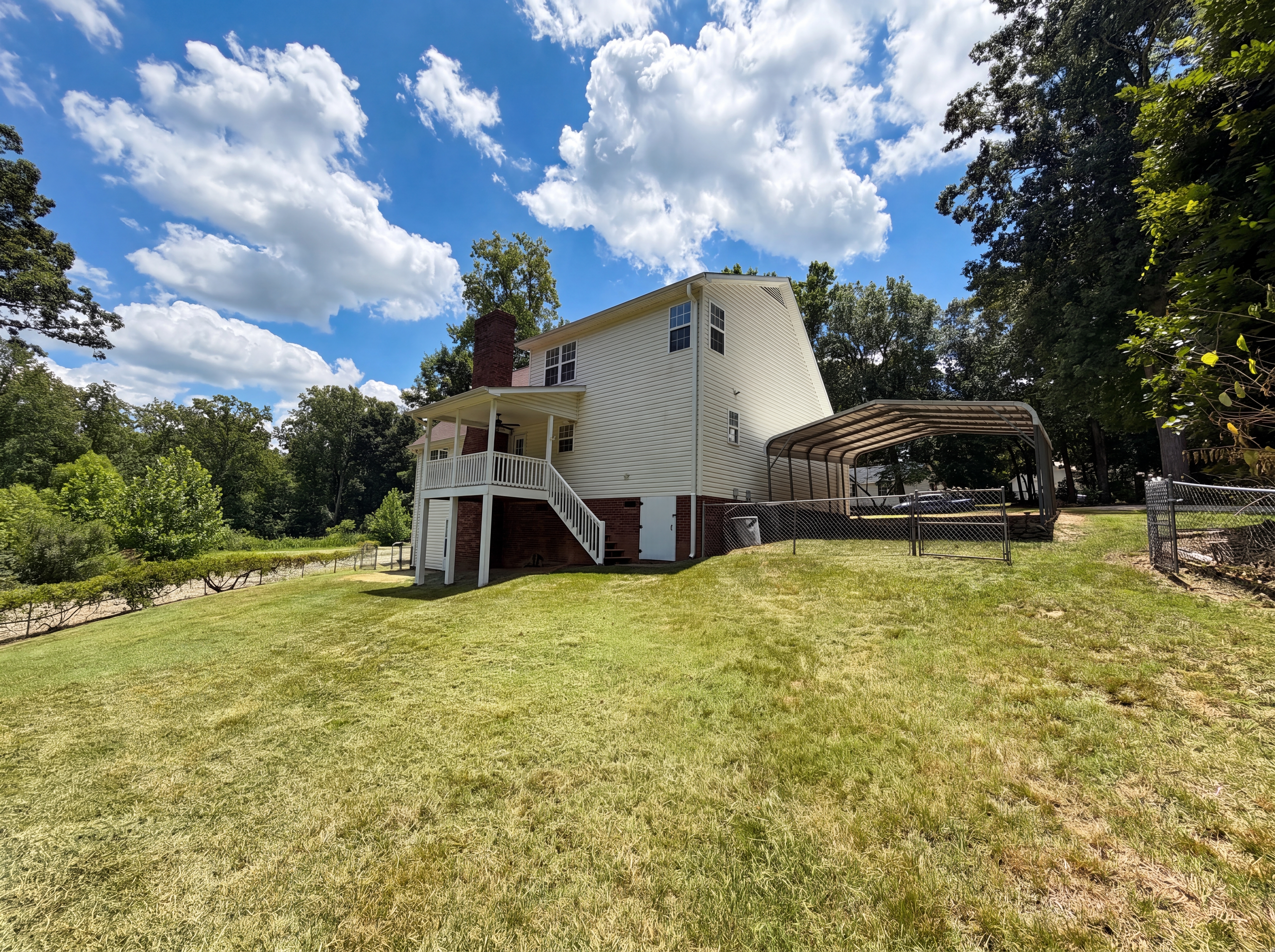 Photo 22 of 27 of 311 Hickory Wood Dr, Kannapolis, NC