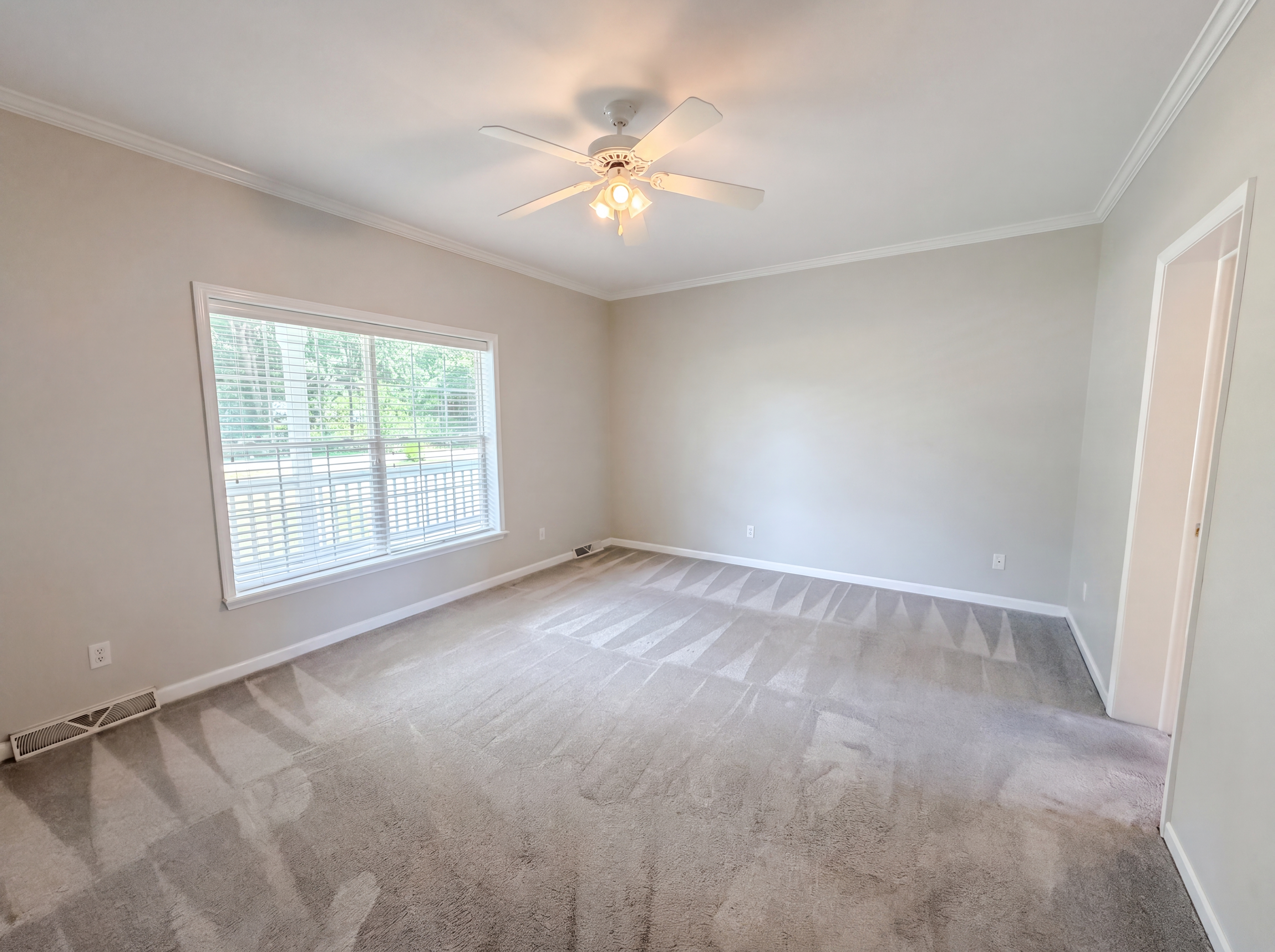 Photo 4 of 19 of 3622 Gibson Rd, Durham, NC