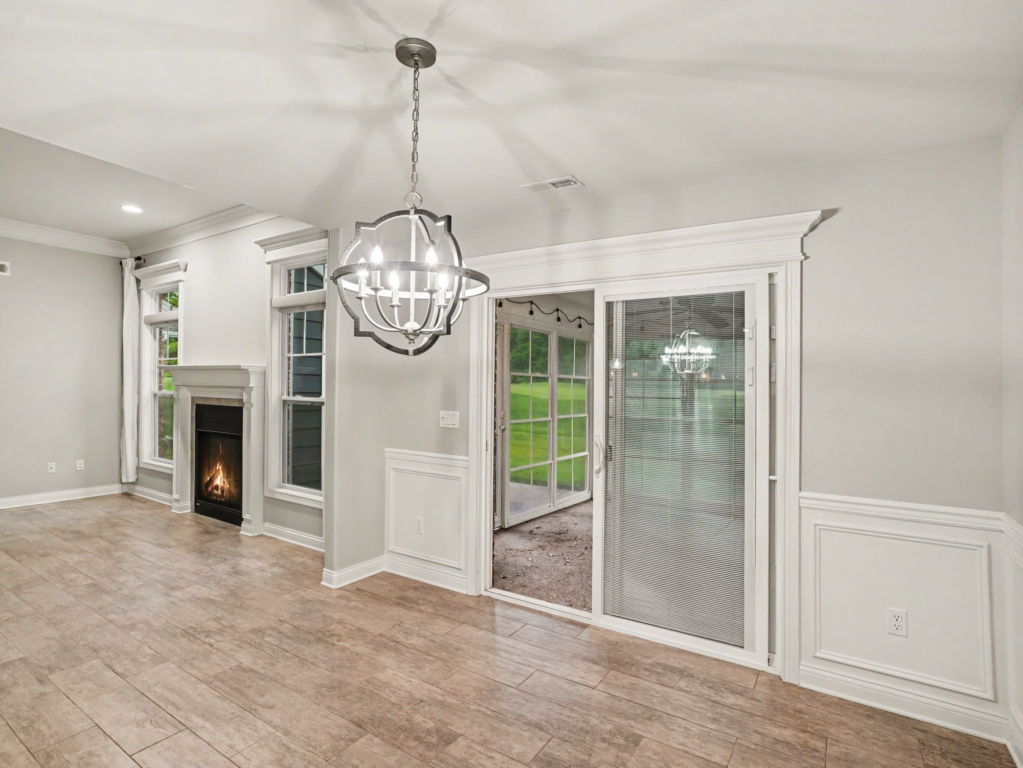 Photo 6 of 16 of 1612 Pine Valley Way, Henryville, IN
