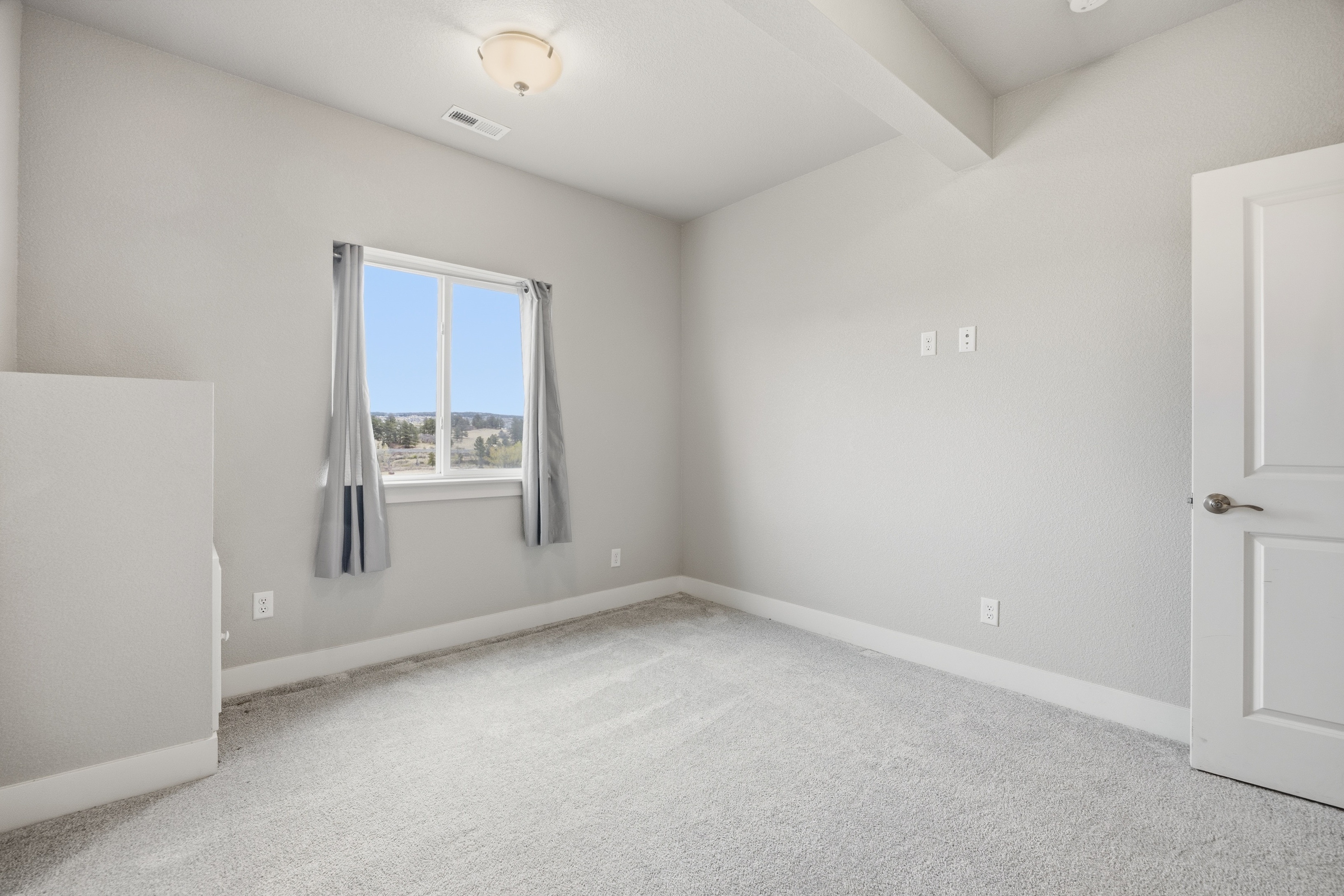 Photo 43 of 51 of 15637 Native Willow Dr, Monument, CO